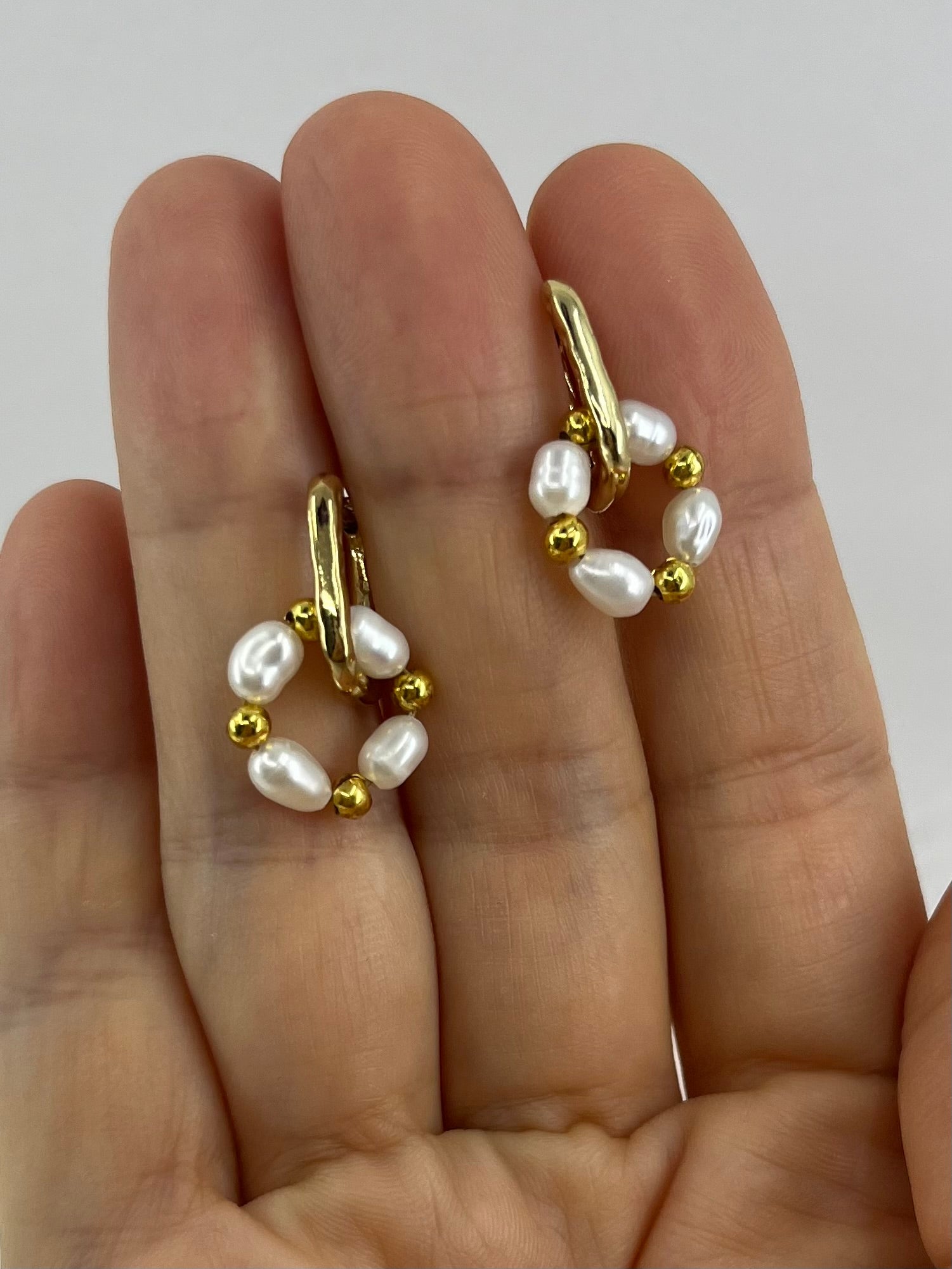 Natural Pearl Gold Earrings