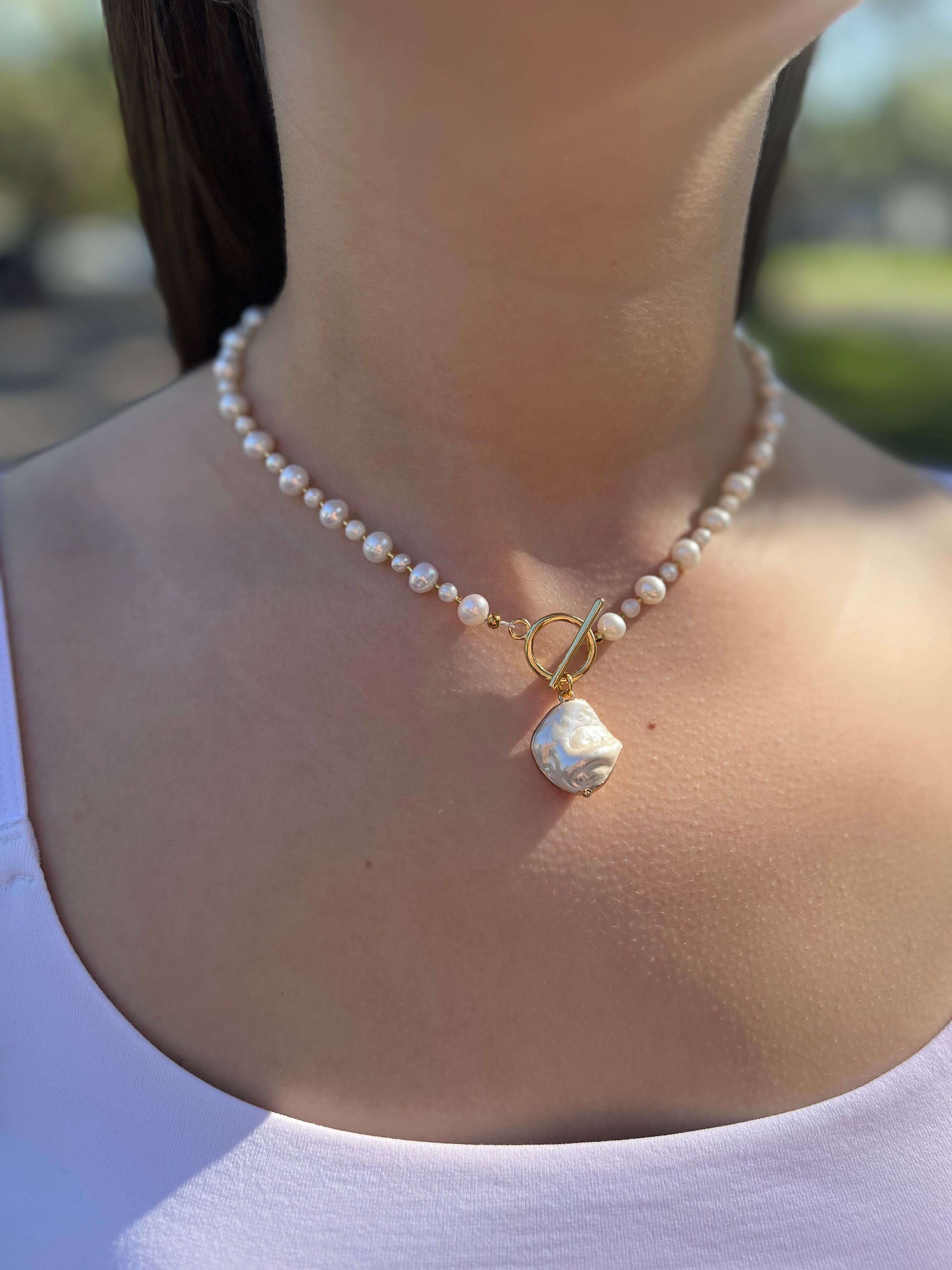 Pearl Choker Necklace with Shell pendant: 18K Gold Plated