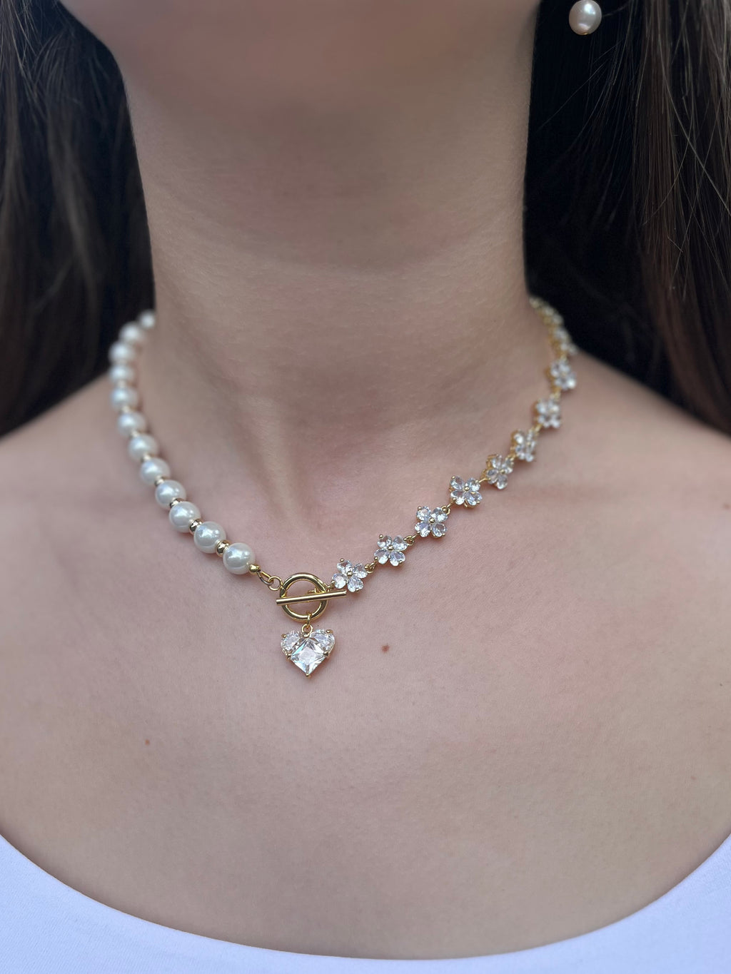 Asymmetrical Pearl Necklace with earrings : 18K Gold Plated
