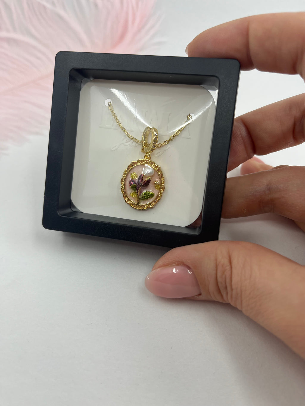 18K Gold Flower Enamel Pearl Pendant Necklace