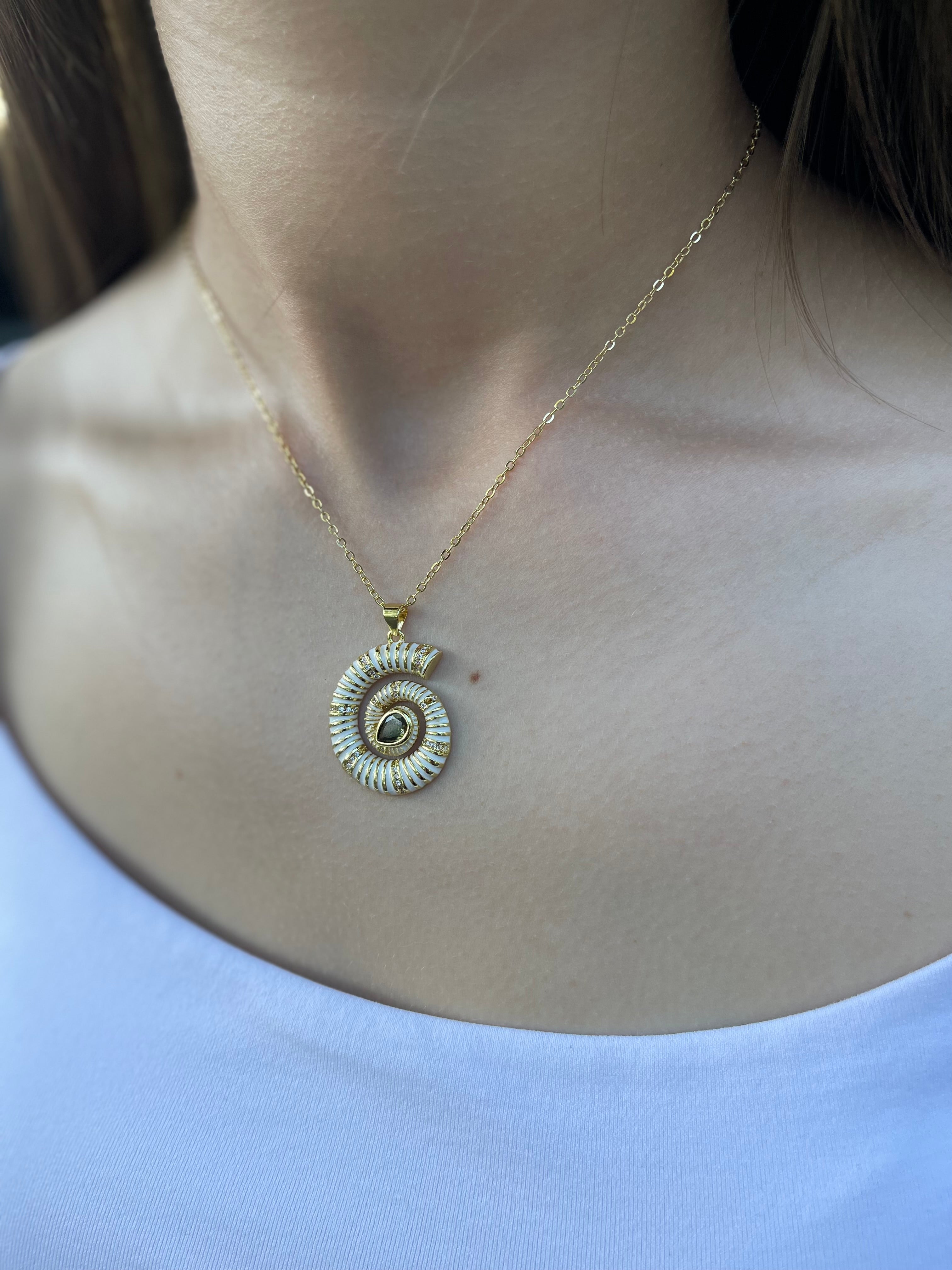 Necklace with 18K Gold shell conch pendant