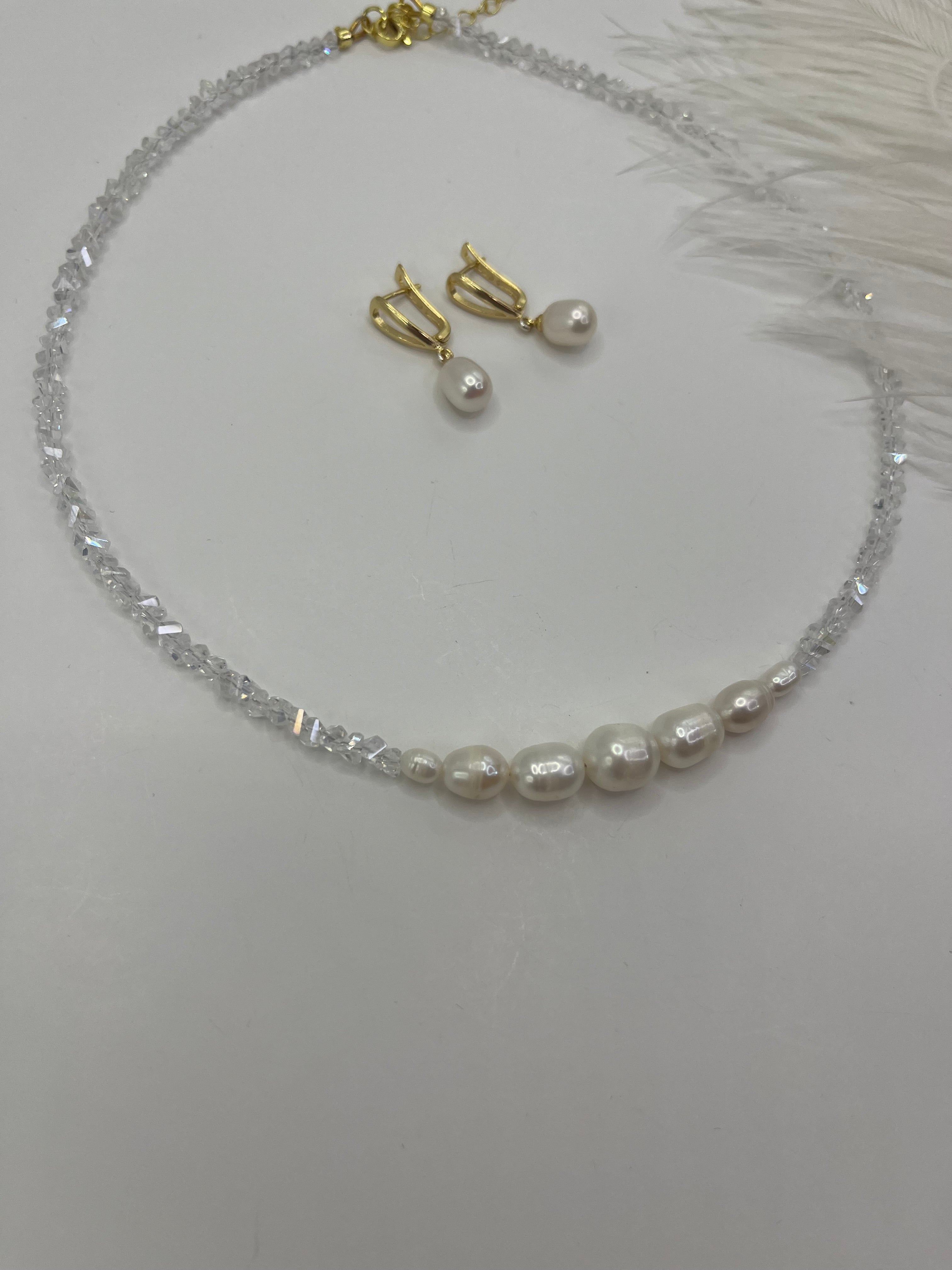 Pearl Choker Necklace with earrings : 18K Gold Plated