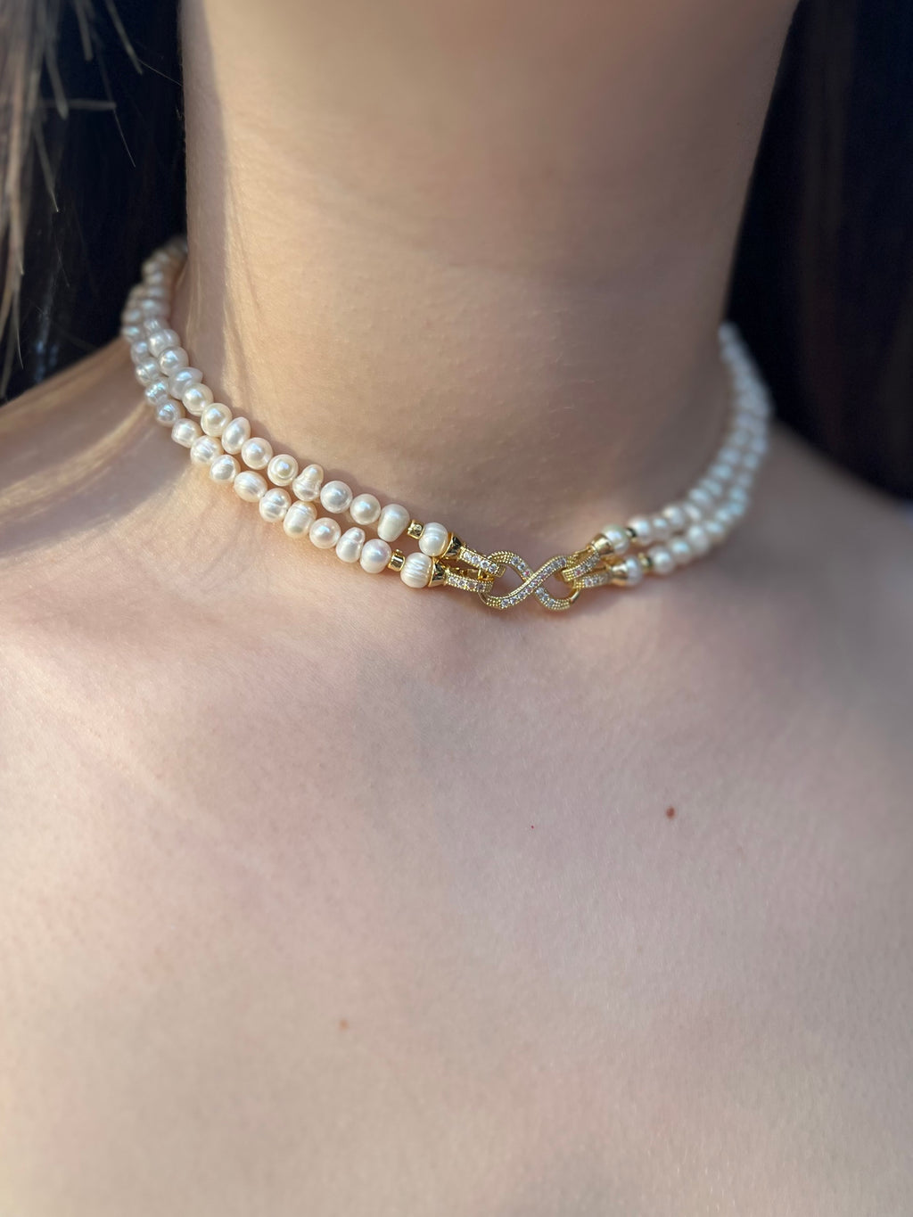 Pearl Choker Necklace : 18K Gold Plated Zirconia Clasp
