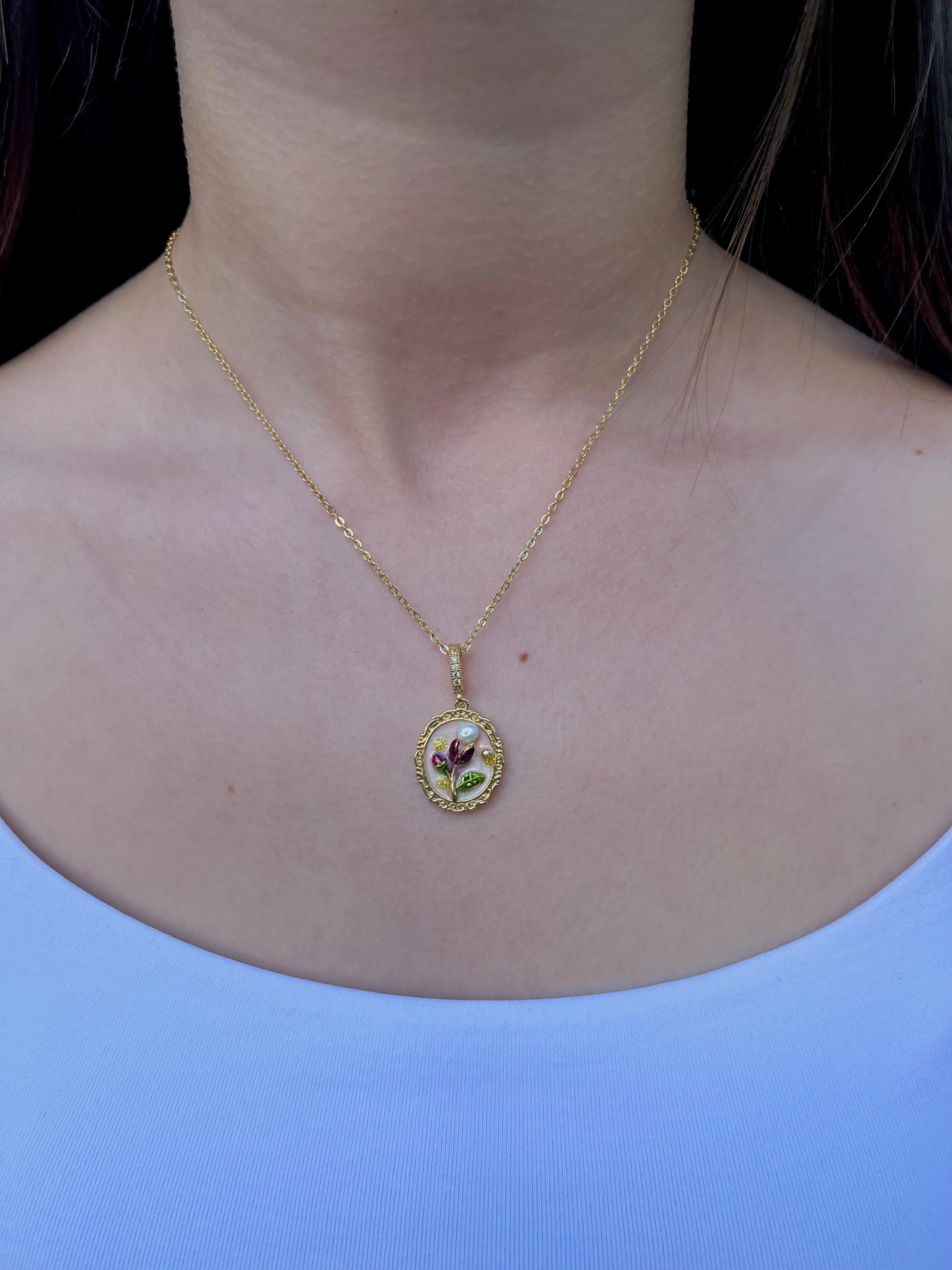 18K Gold Flower Enamel Pearl Pendant Necklace