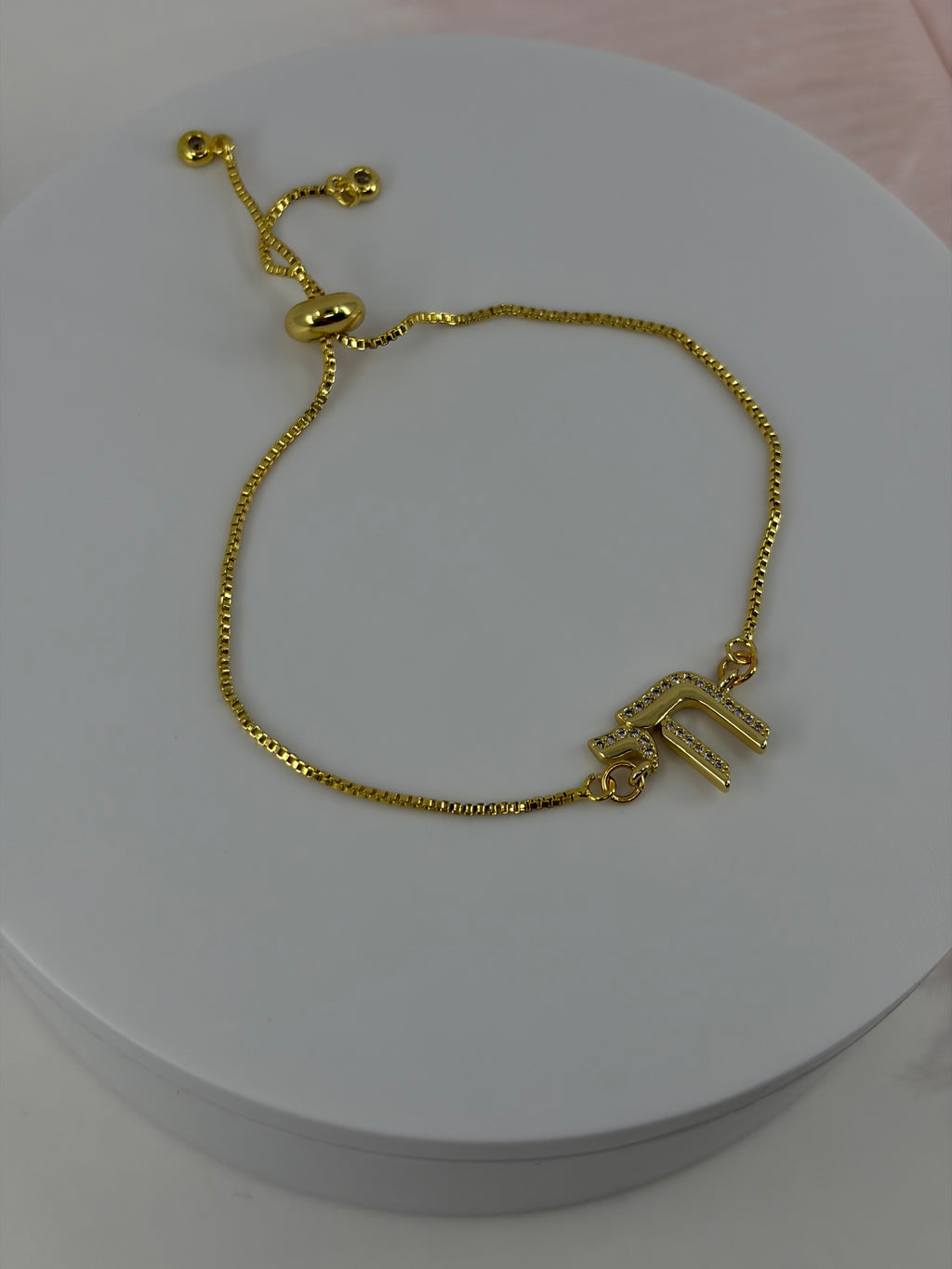 Chai bracelet with slider chain
