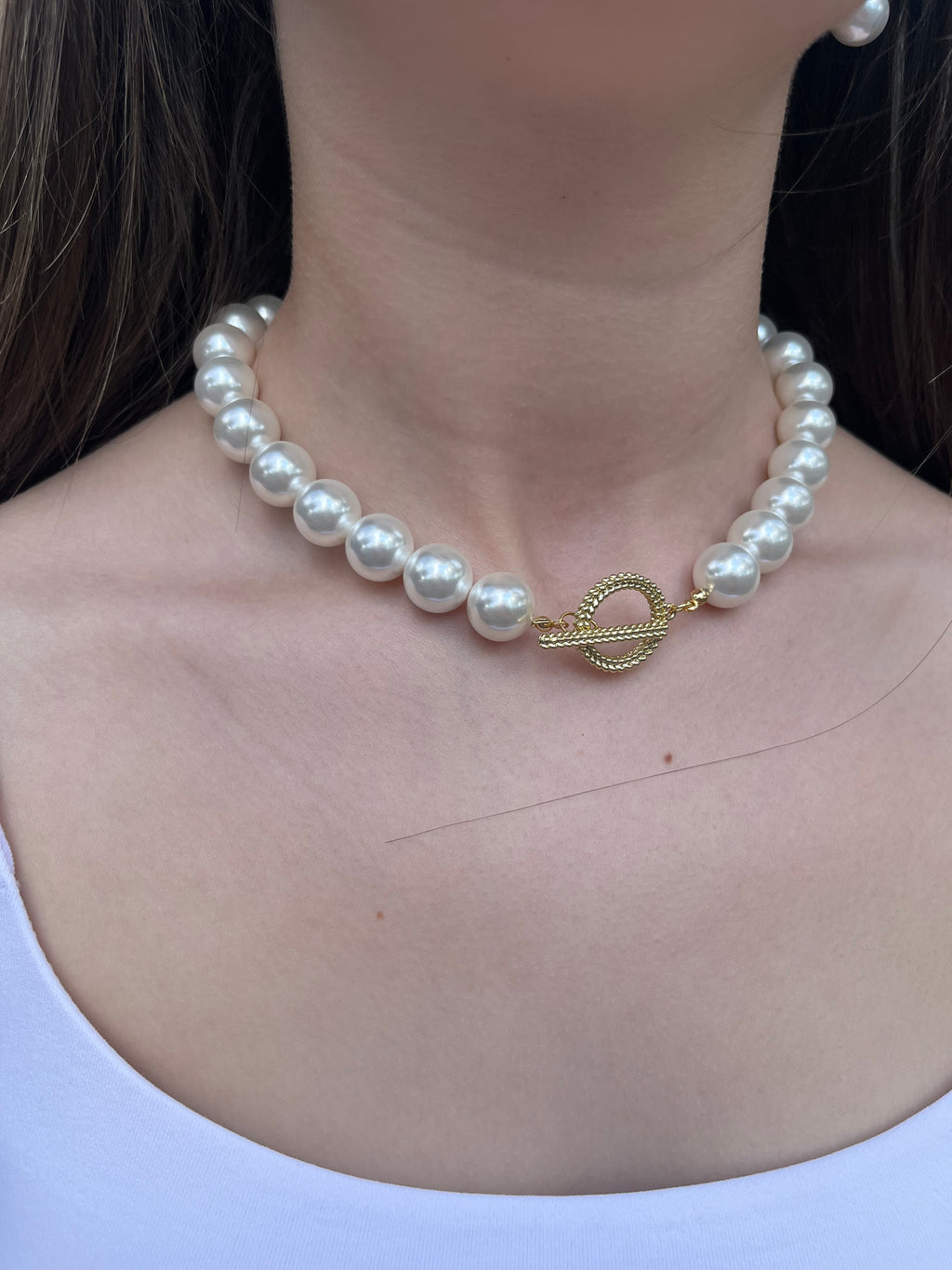 Shell Pearl Necklace and earrings, 18K Gold Plated Clasp