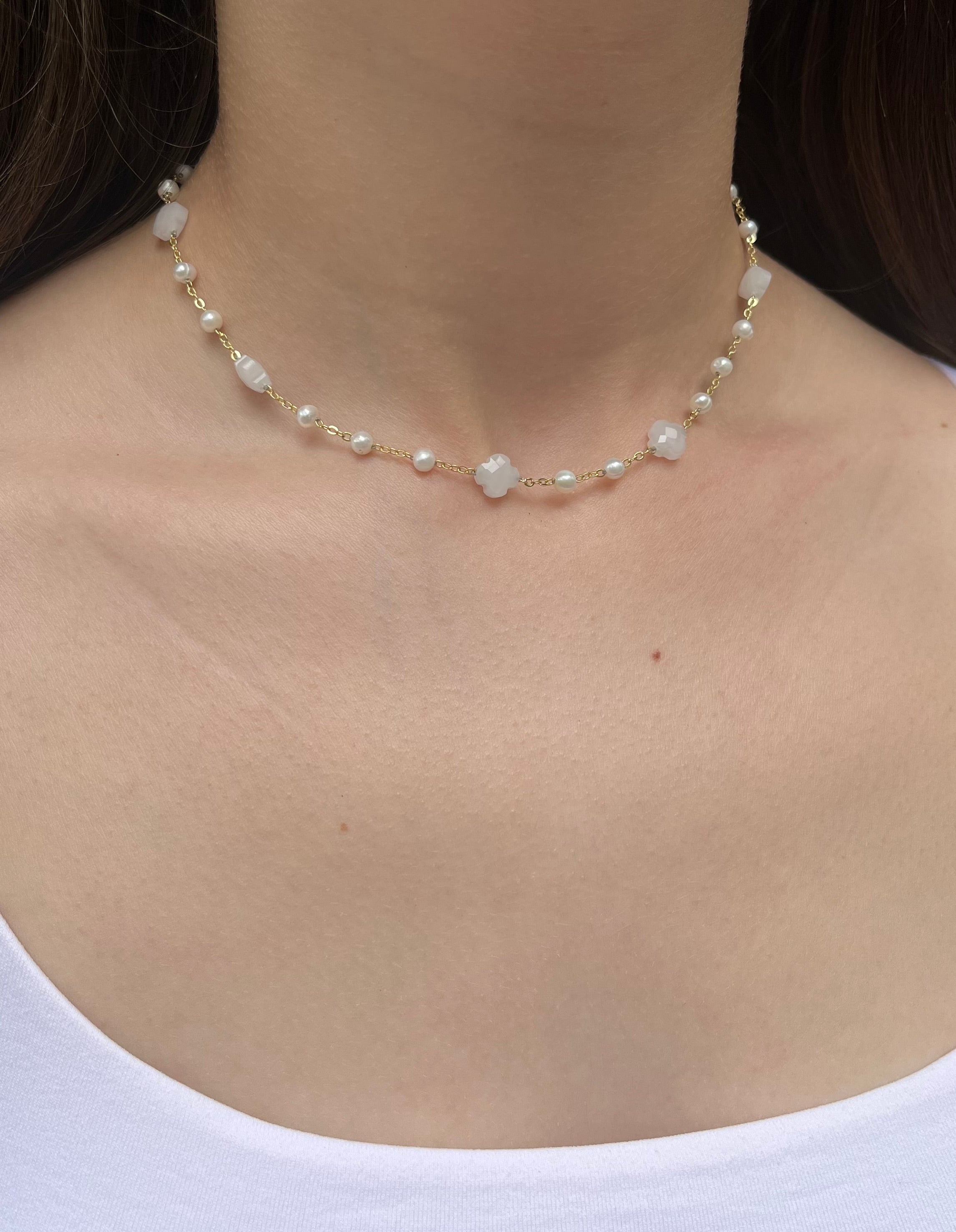 Natural Shell and Pearl Choker Necklace