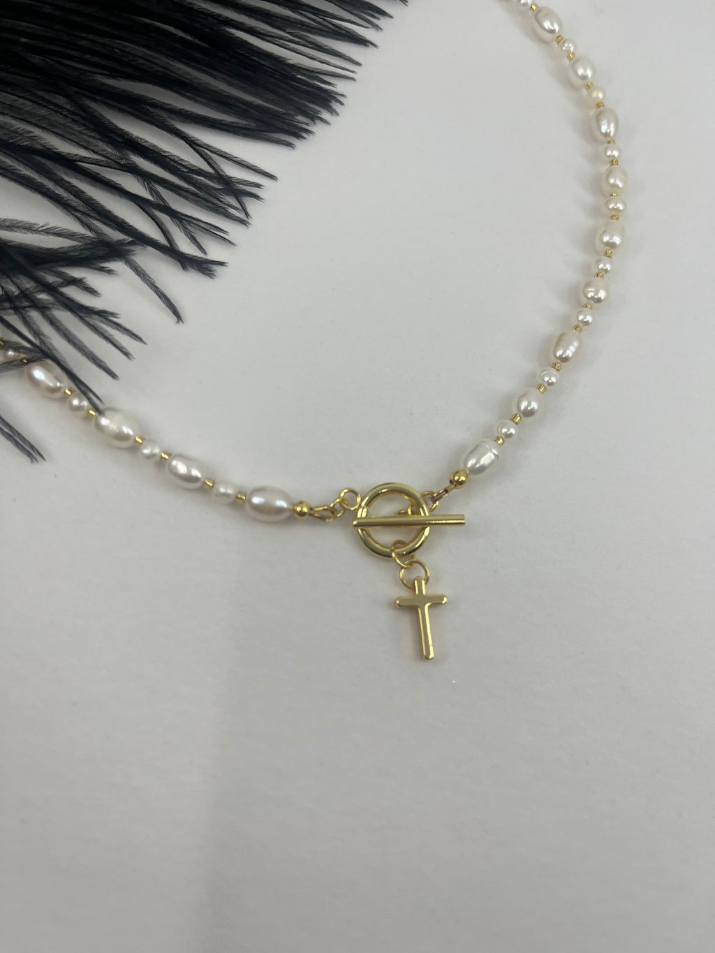 Natural Pearl Choker Necklace with Cross pendant: 18K Gold Plated