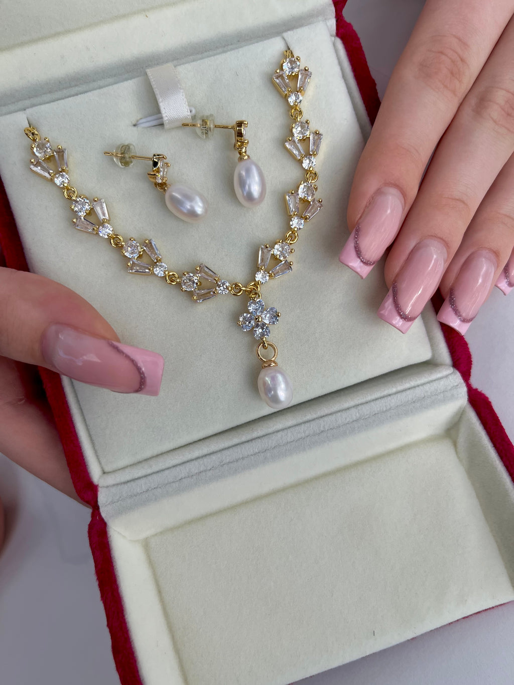 Natural Pearl & Zirconia Necklace with Earrings – 18K Gold Plated, Gift Box