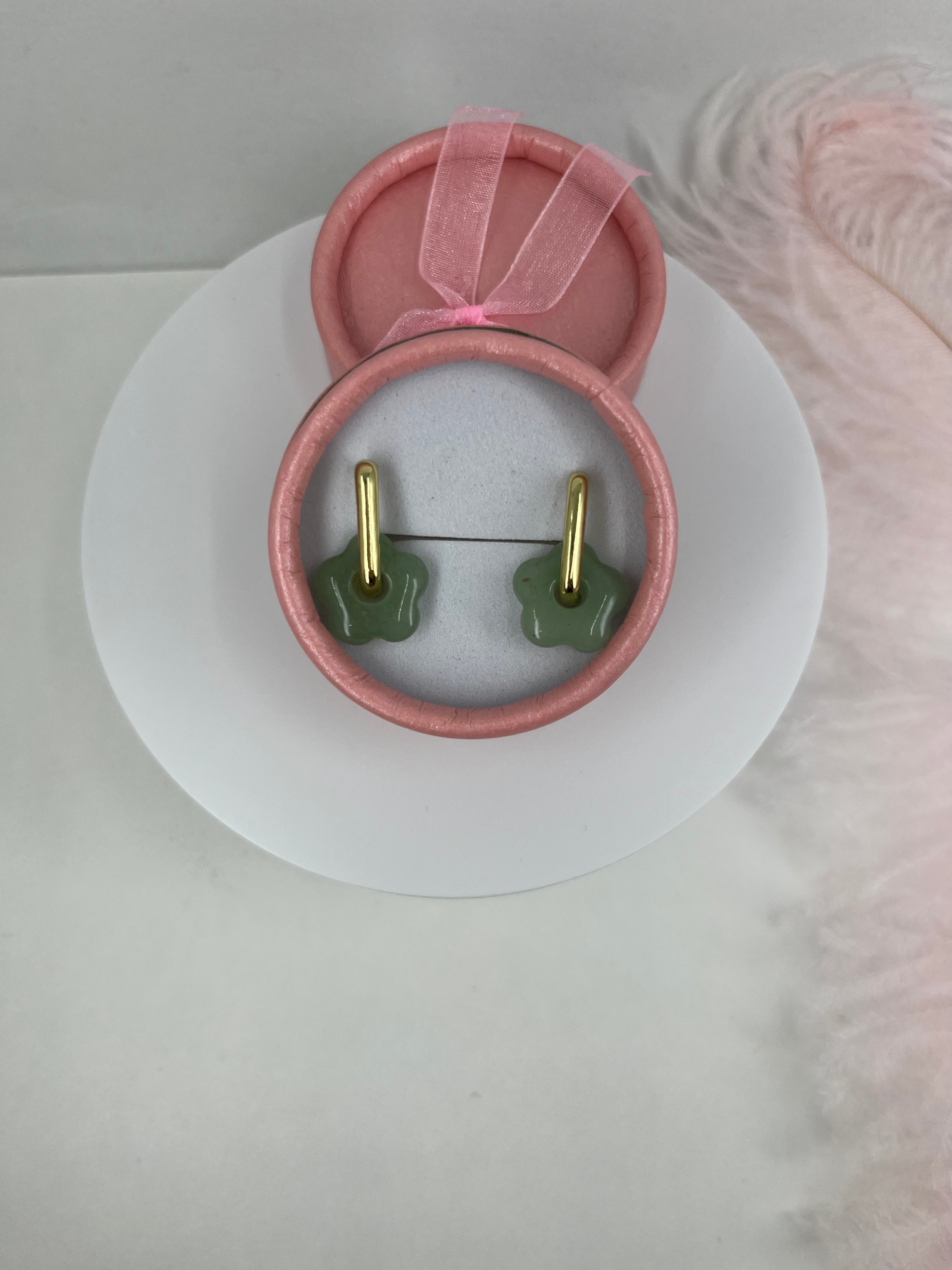 Aventurine flower Earrings and Necklace, 18K Gold Plated