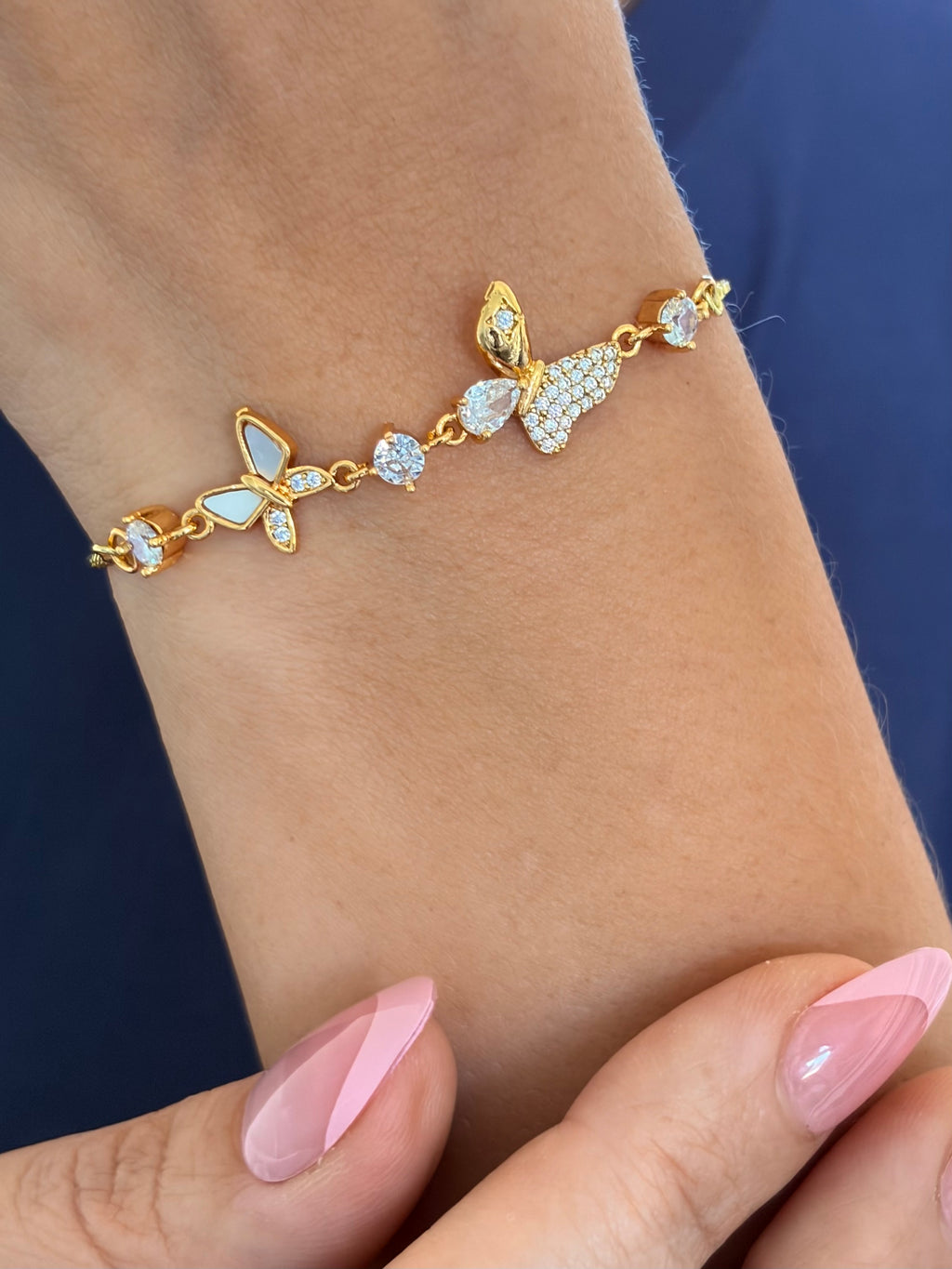 Butterfly bracelet with slider chain