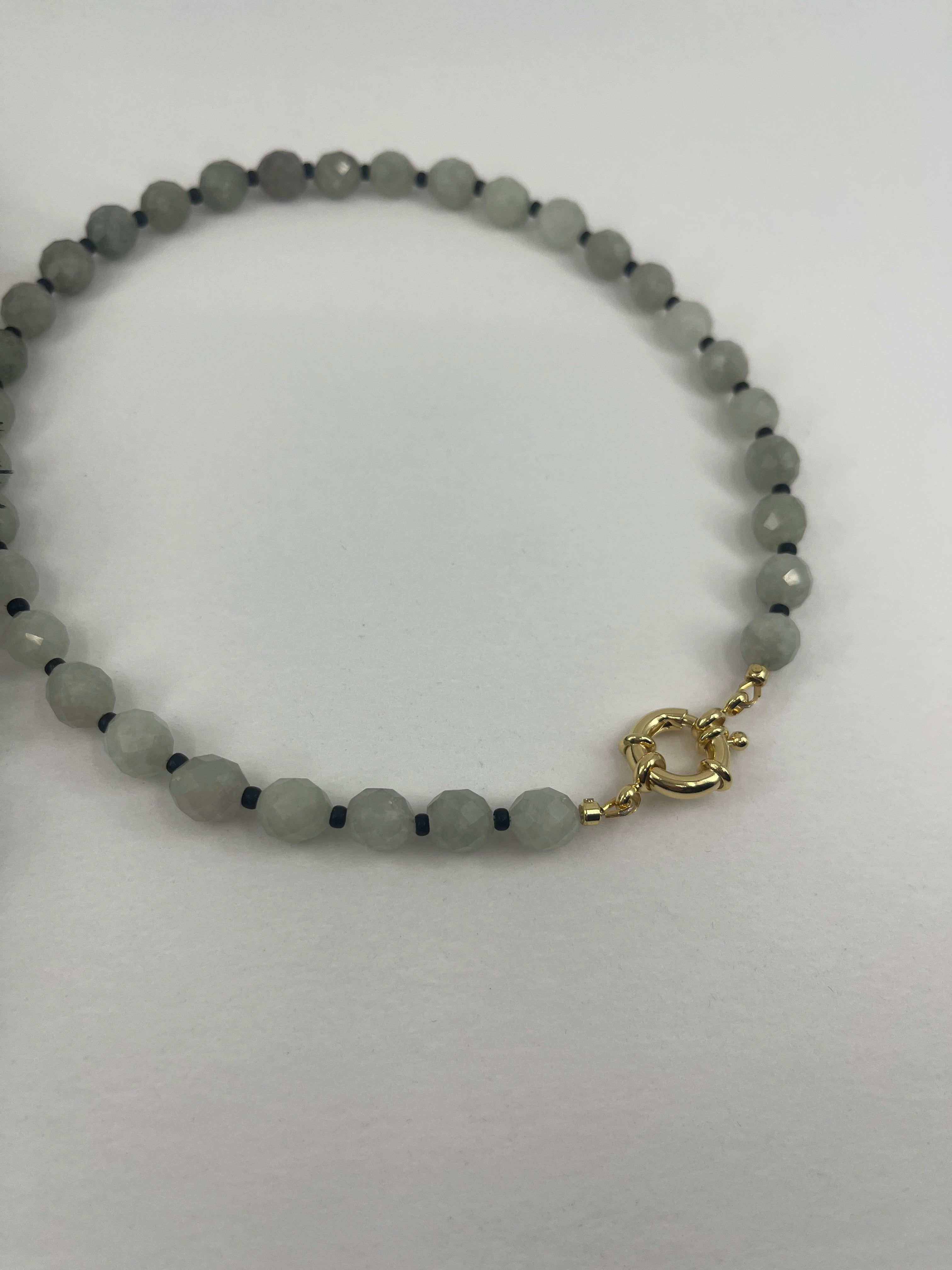 Natural Malaysia Jade Necklace with Gold clasp