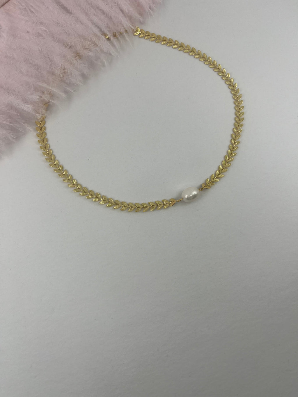 18K Gold Chain choker with natural pearl