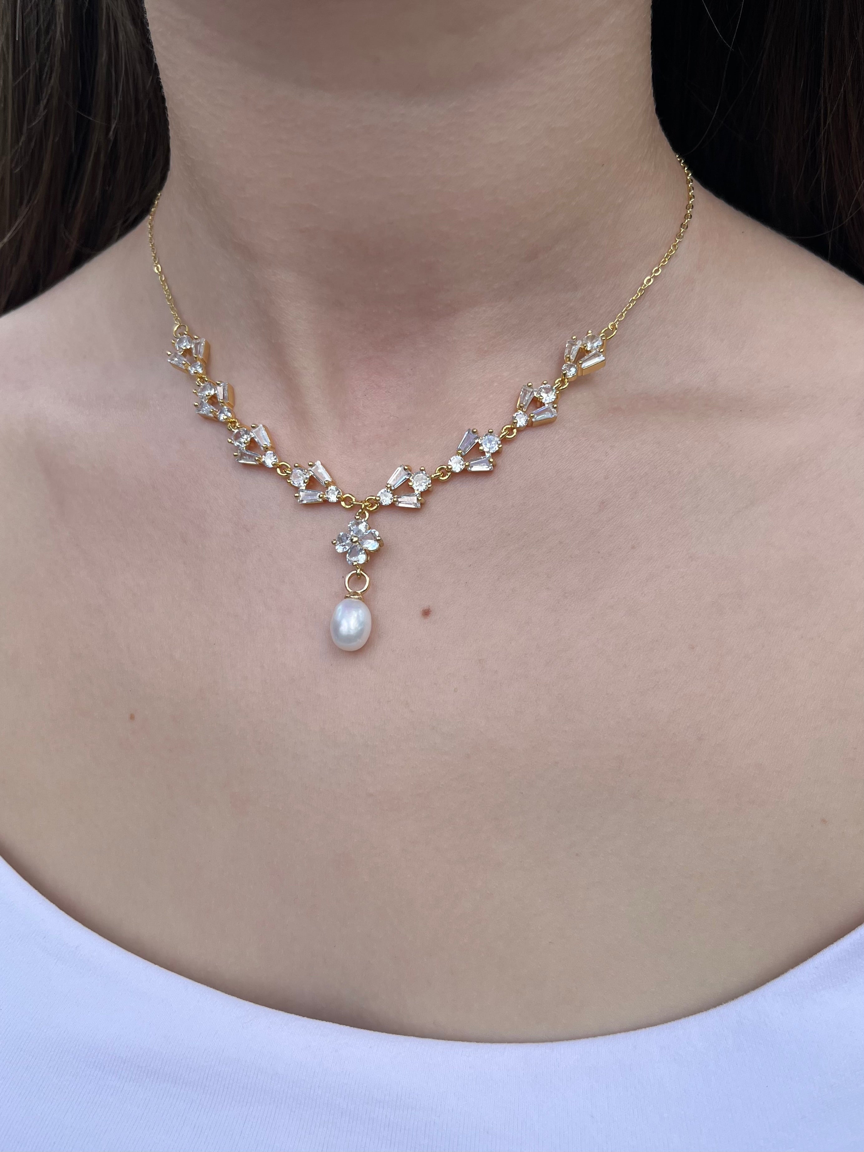 Natural Pearl & Zirconia Necklace with Earrings – 18K Gold Plated, Gift Box