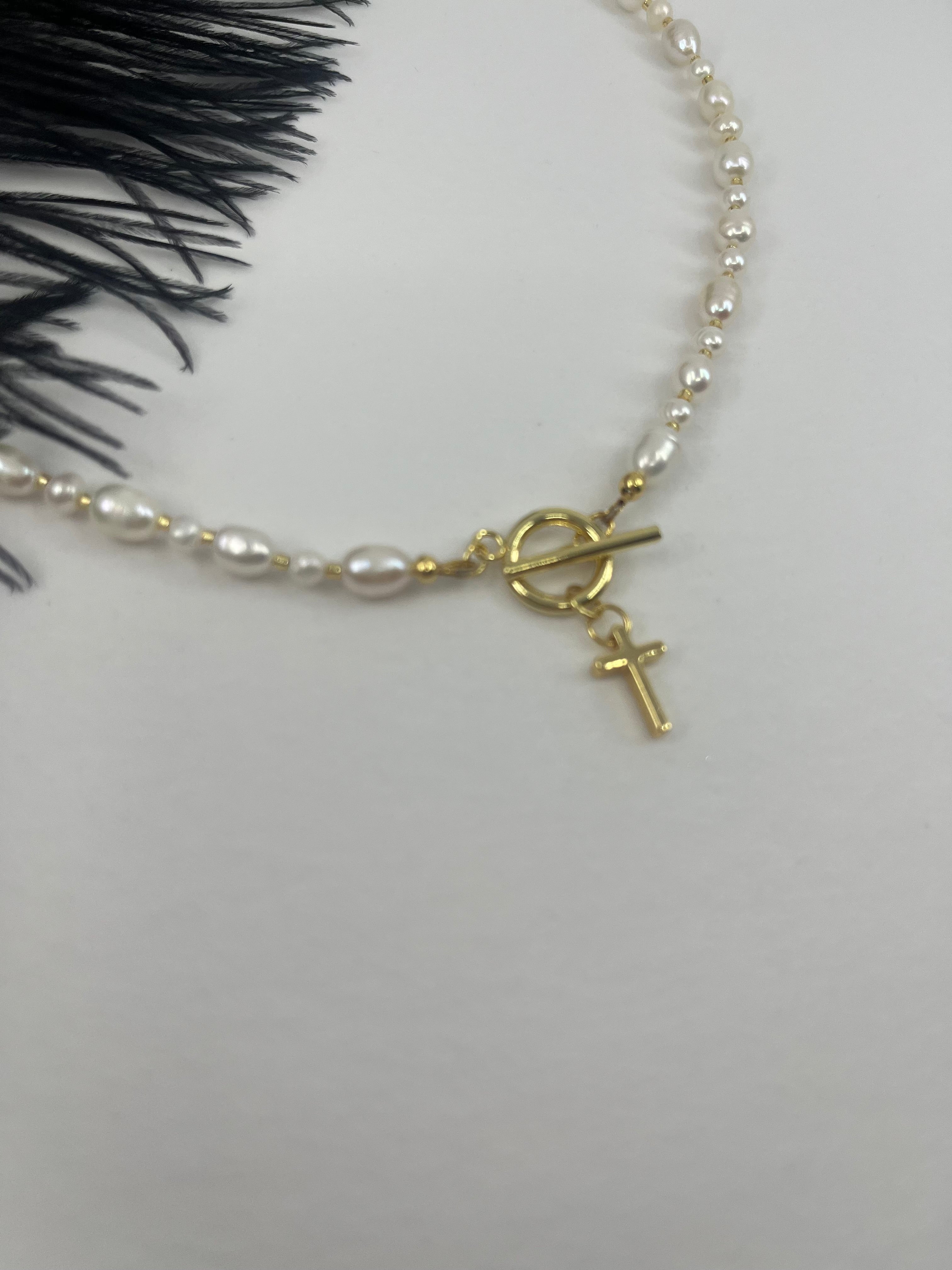 Natural Pearl Choker Necklace with Cross pendant: 18K Gold Plated