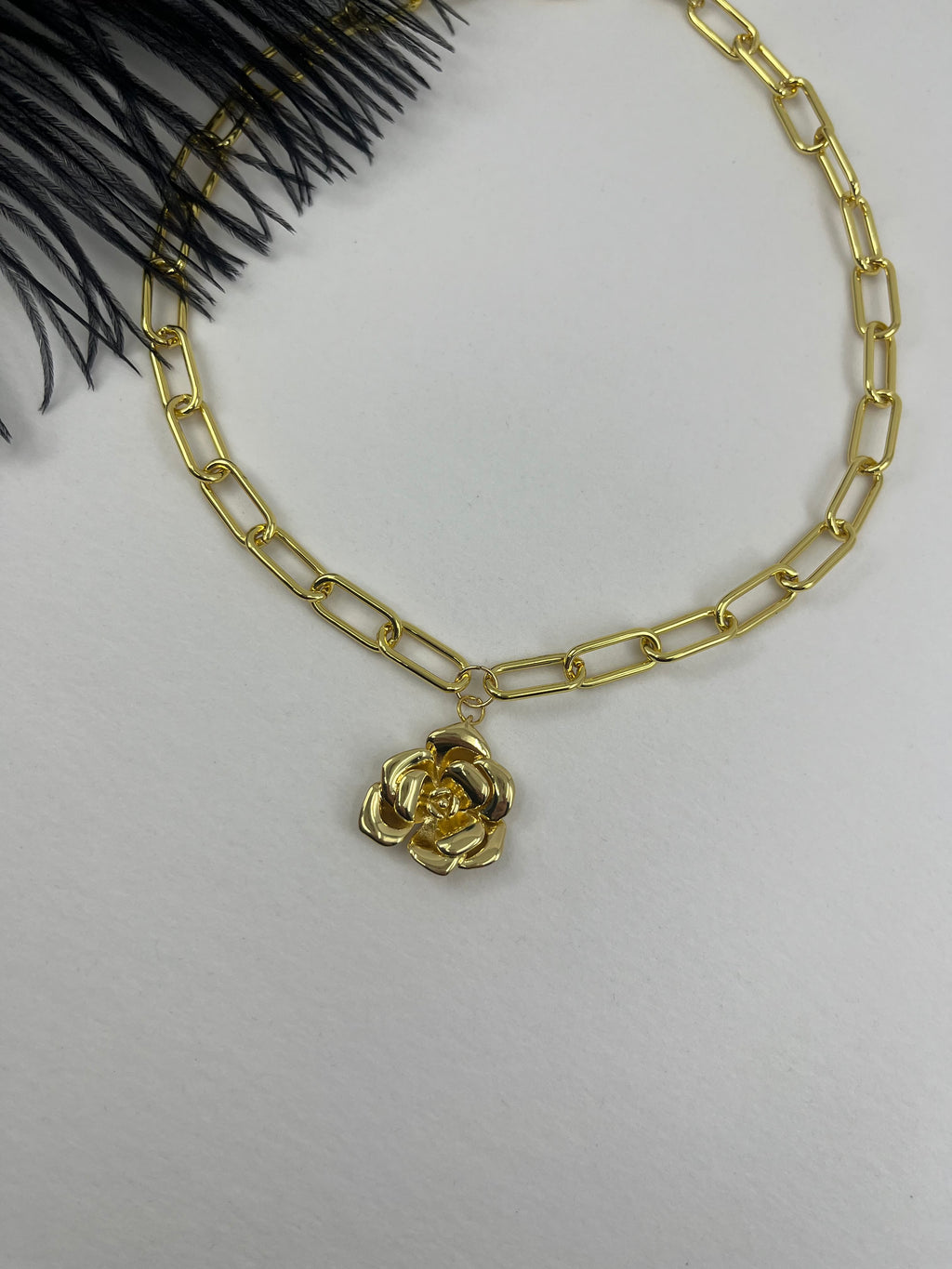 18K Gold Chunky Chain Necklace with rose
