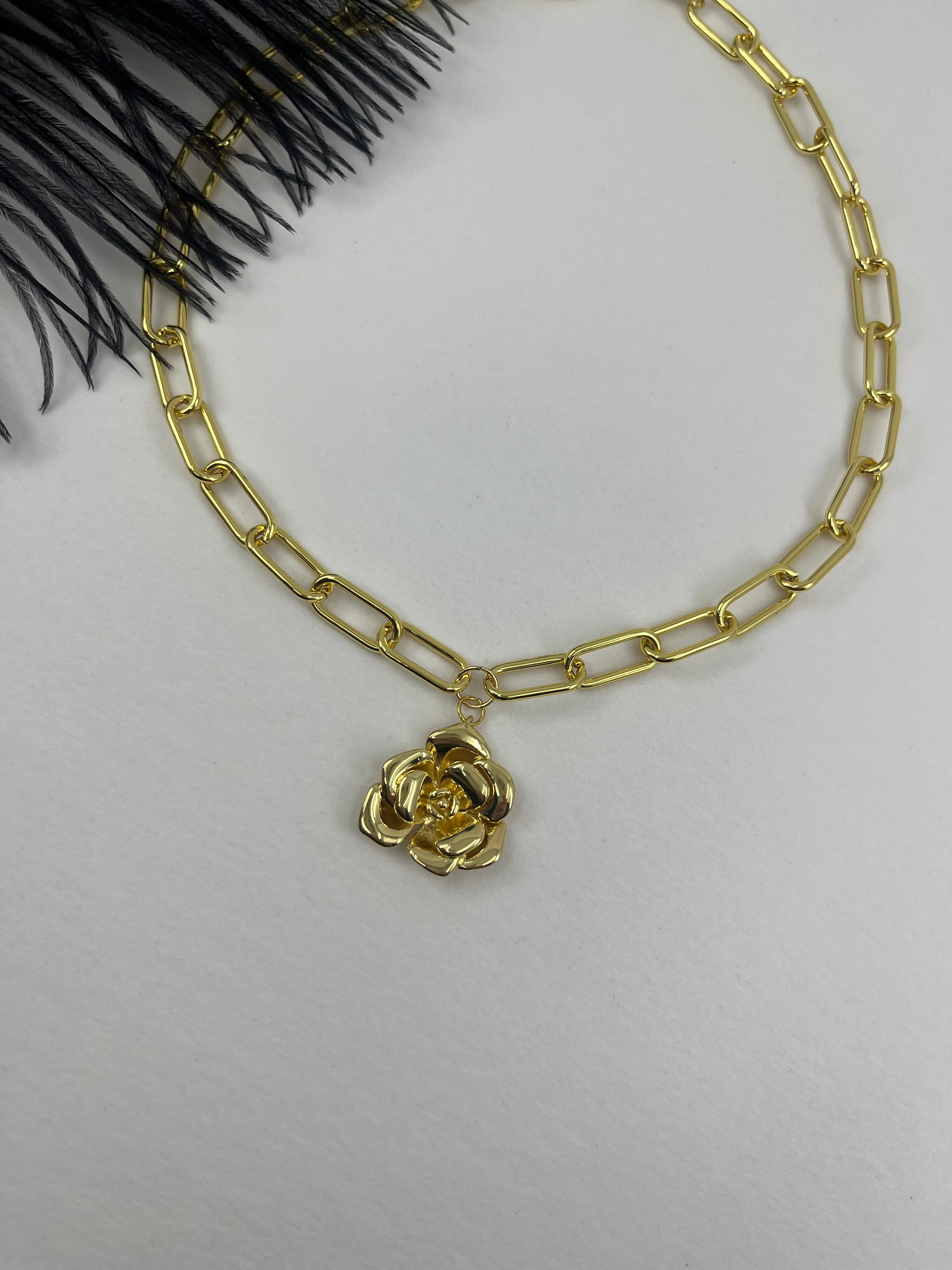 18K Gold Chunky Chain Necklace with rose