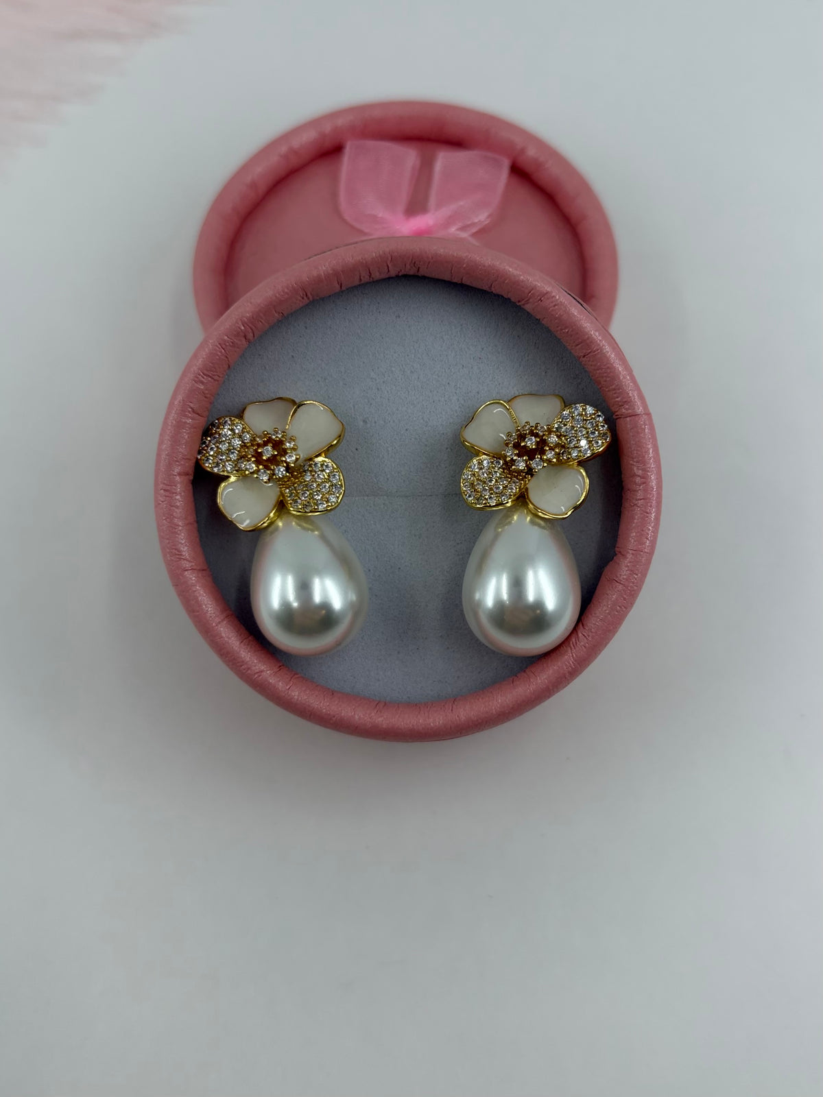 Pearl Flower Drop Earrings, 18K gold plated
