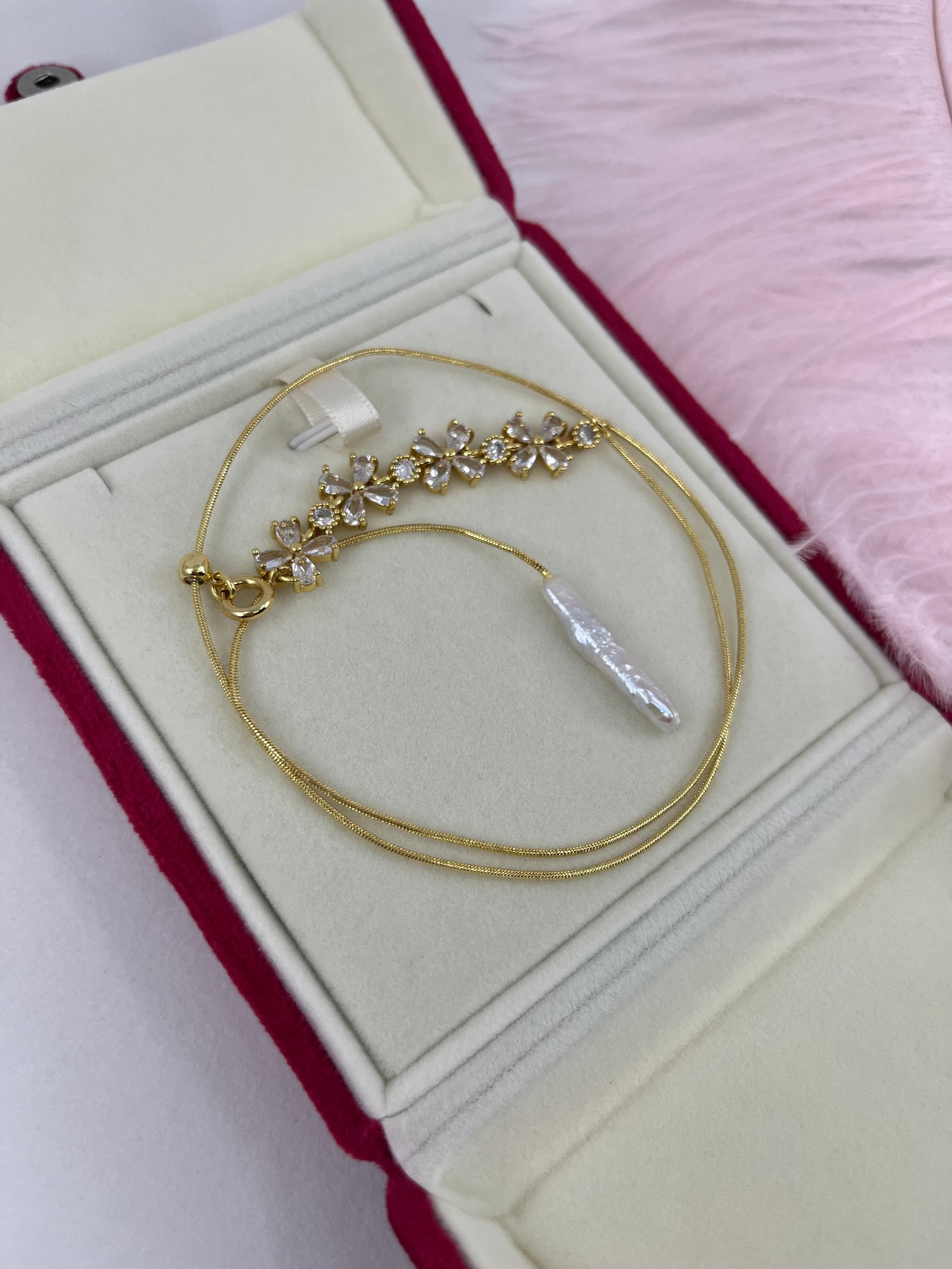 Baroque Pearl and zirconia Y-Necklace, 18k gold plated