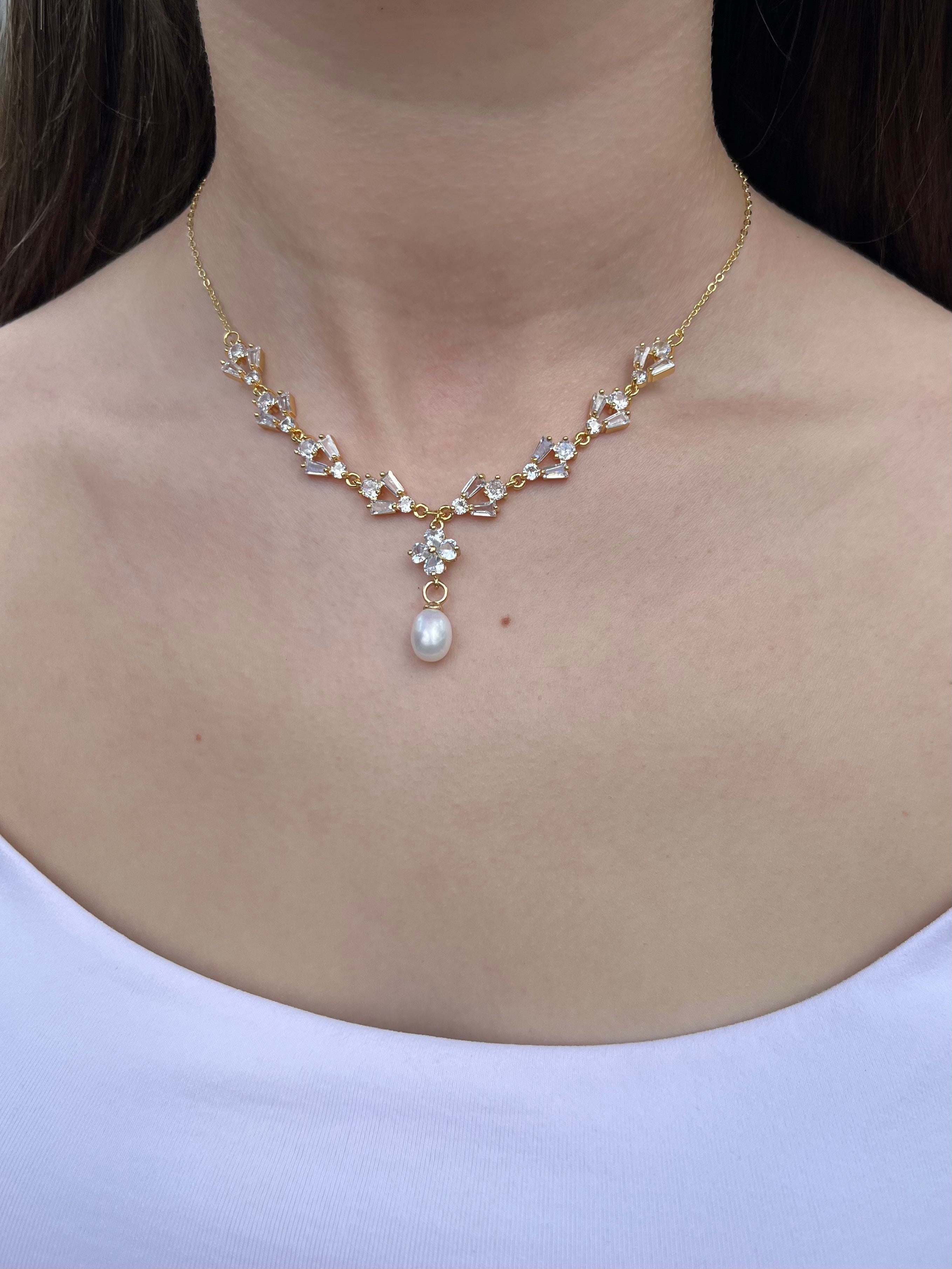 Natural Pearl & Zirconia Necklace with Earrings – 18K Gold Plated, Gift Box