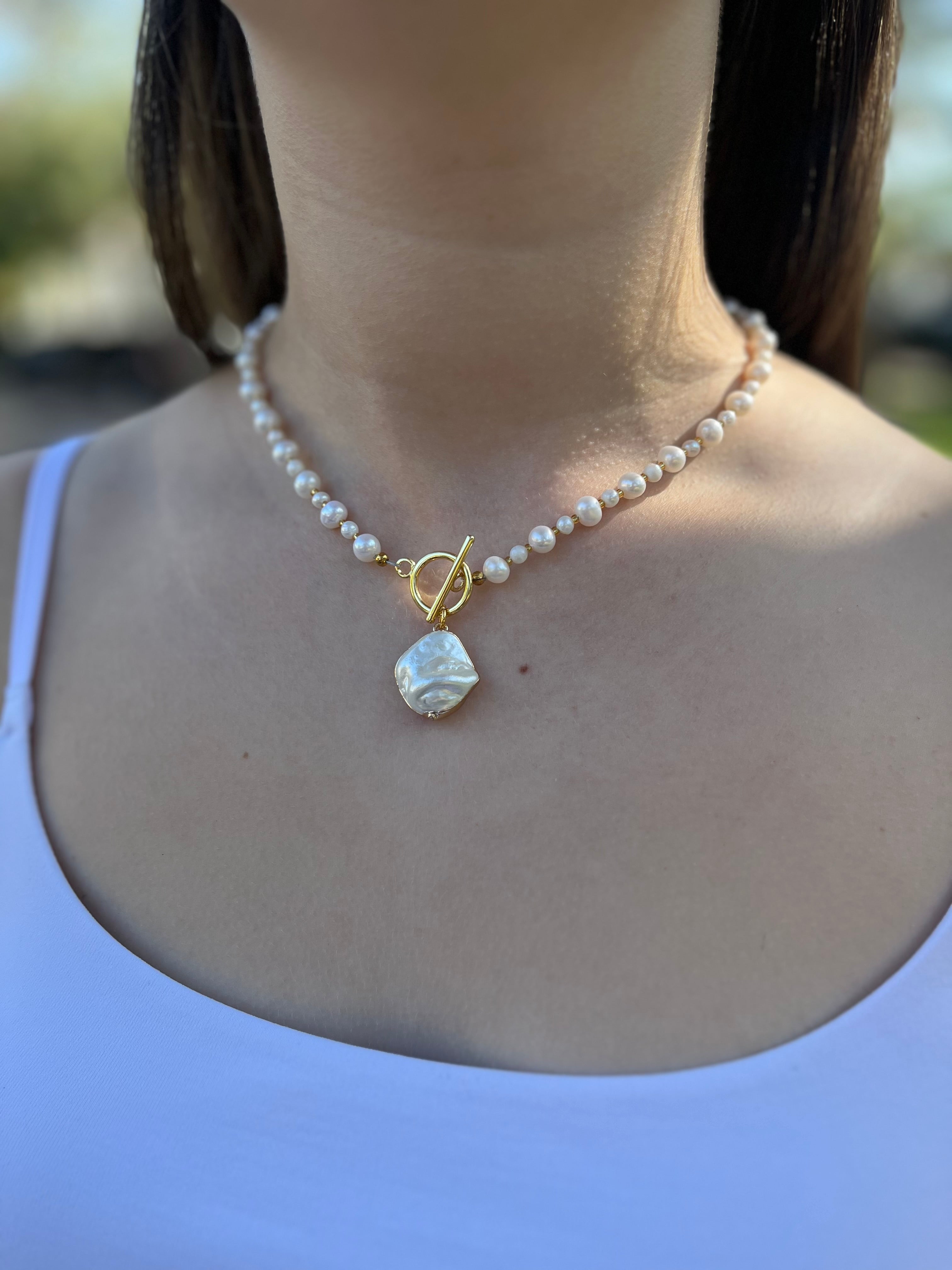 Pearl Choker Necklace with Shell pendant: 18K Gold Plated