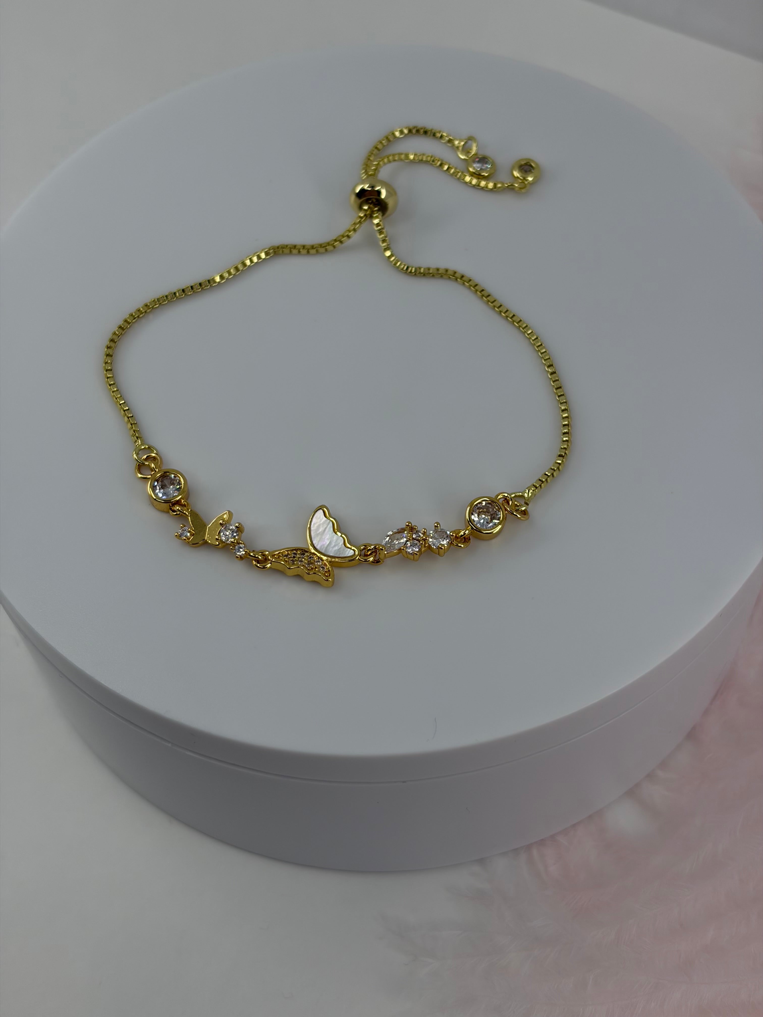 Butterfly bracelet with slider chain