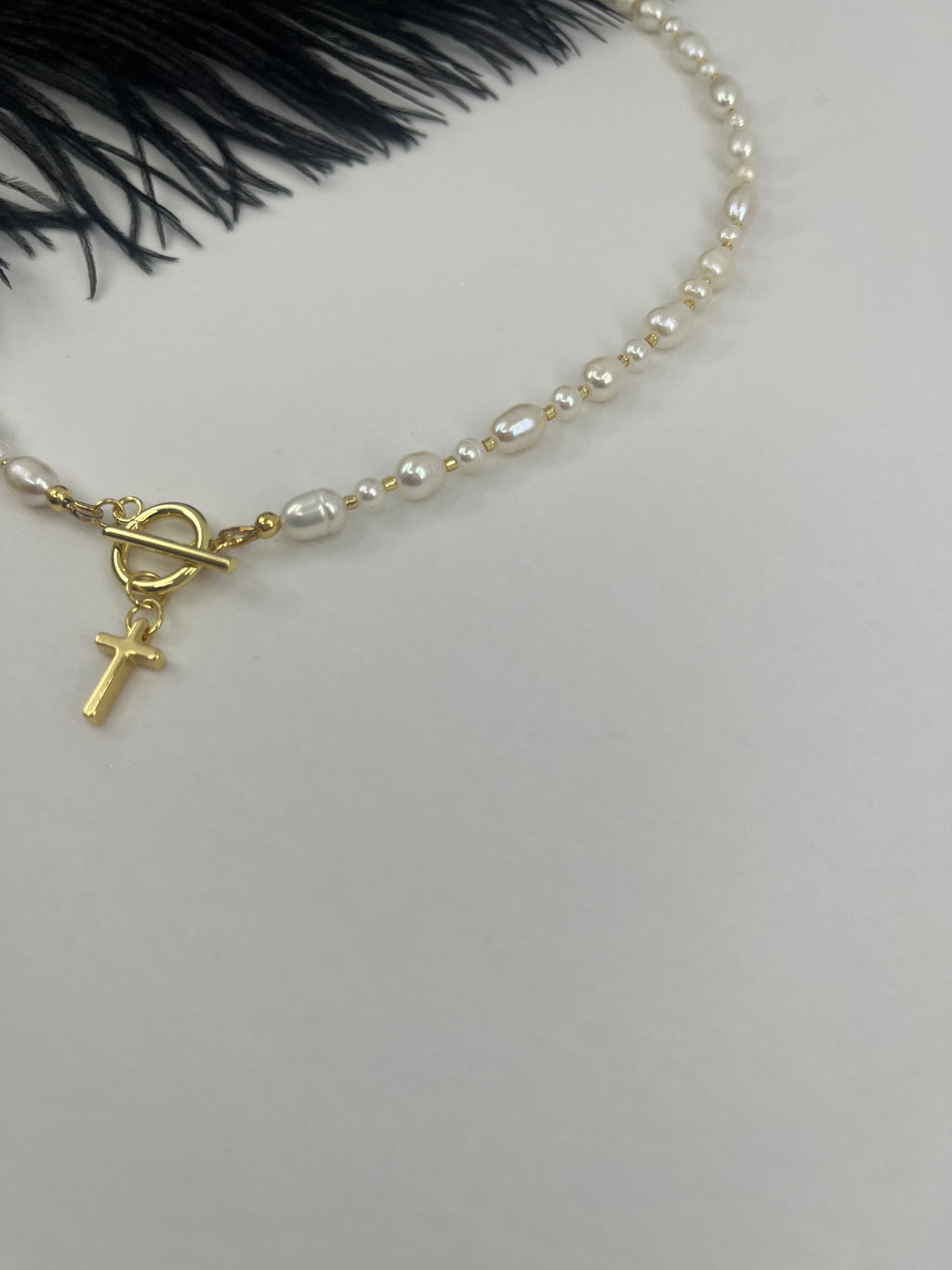 Natural Pearl Choker Necklace with Cross pendant: 18K Gold Plated