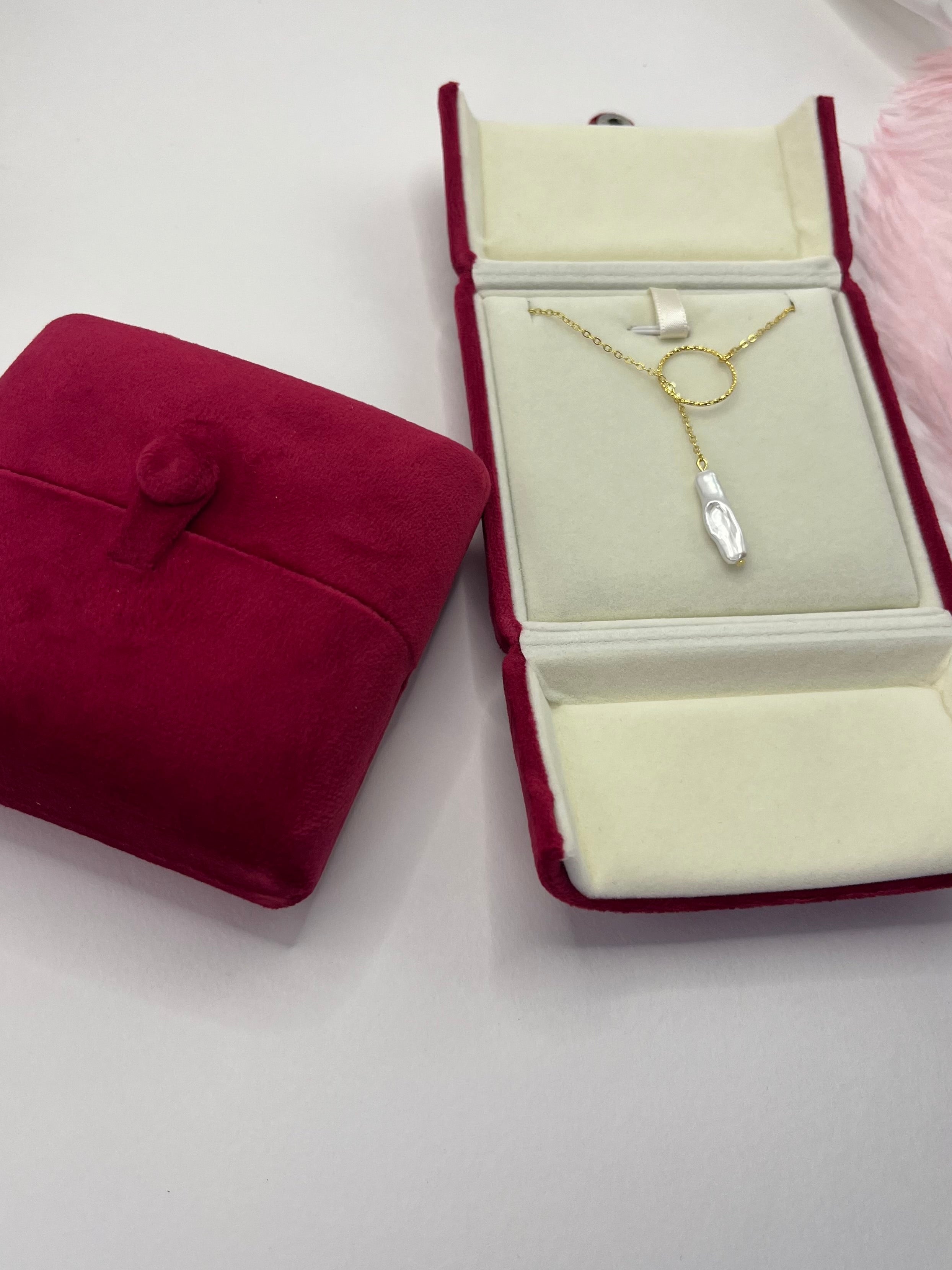 Baroque Pearl Y-Necklace, 18k gold plated