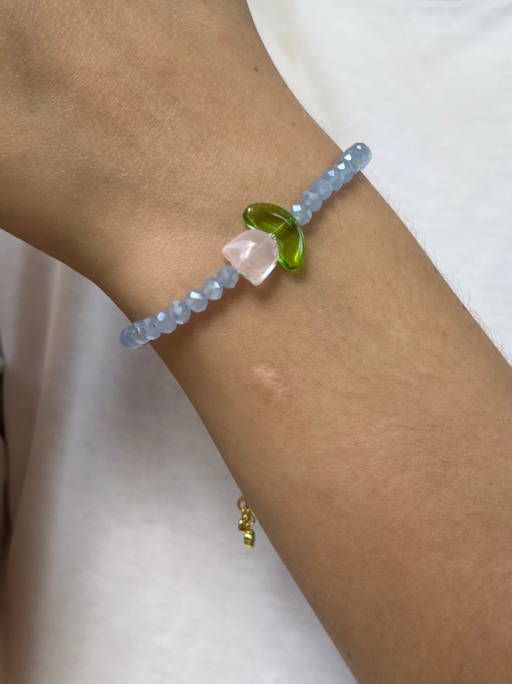 Beaded Bracelet with Flowers, 18K Gold Plated slider