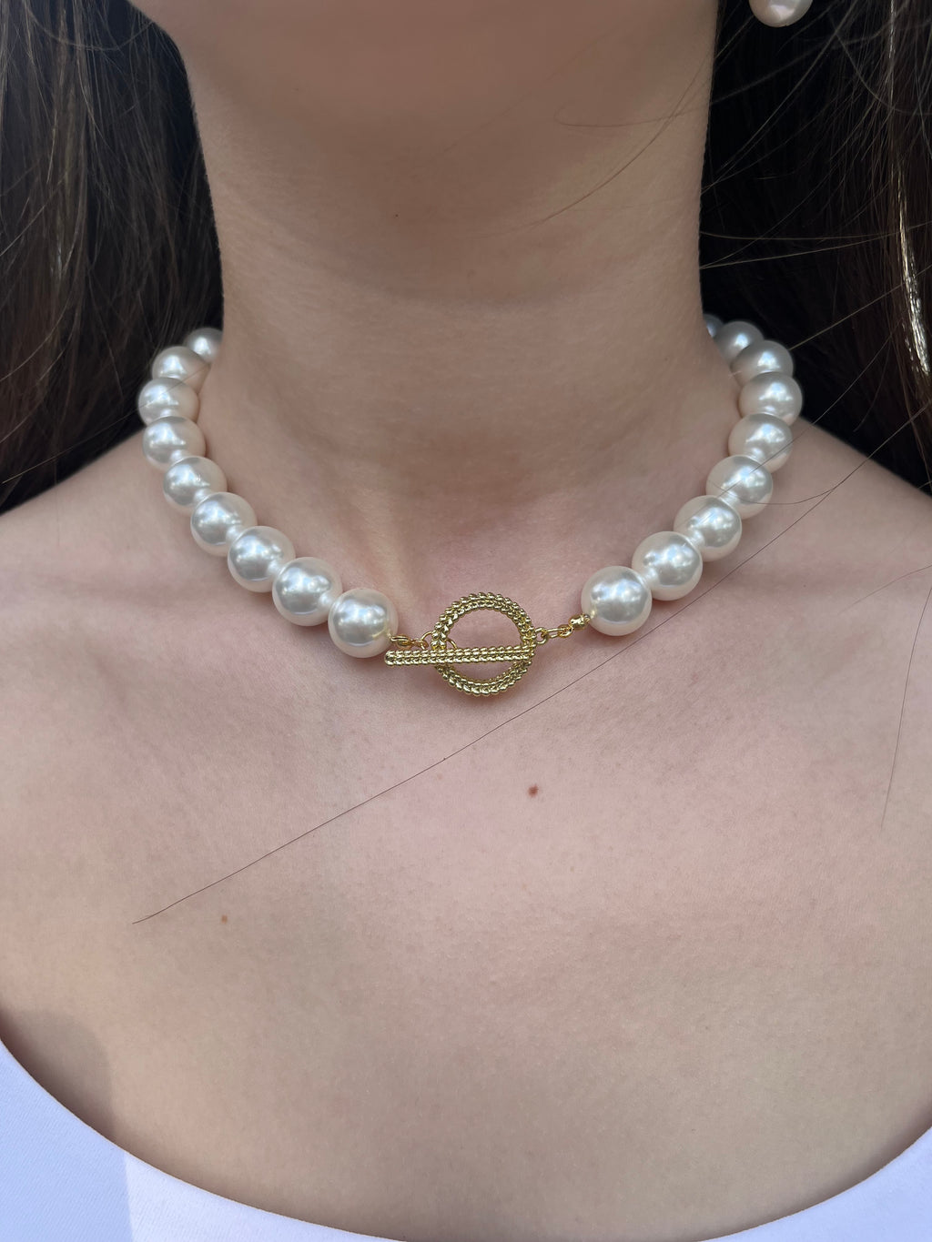 Shell Pearl Necklace and earrings, 18K Gold Plated Clasp