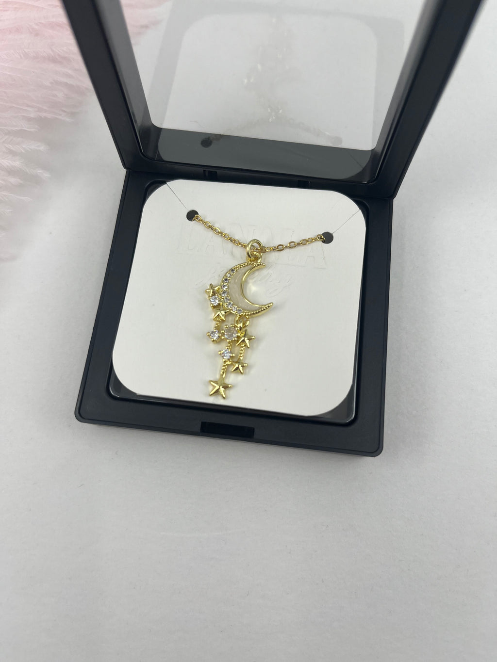 Choker necklace with zirconia moon star pendants: 18K Gold Plated