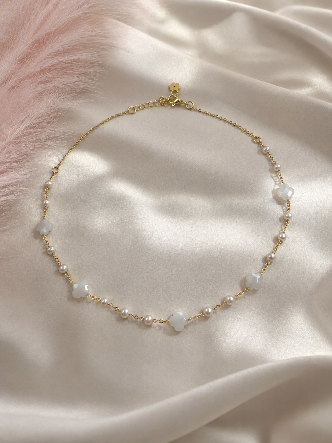 Natural Shell and Pearl Choker Necklace