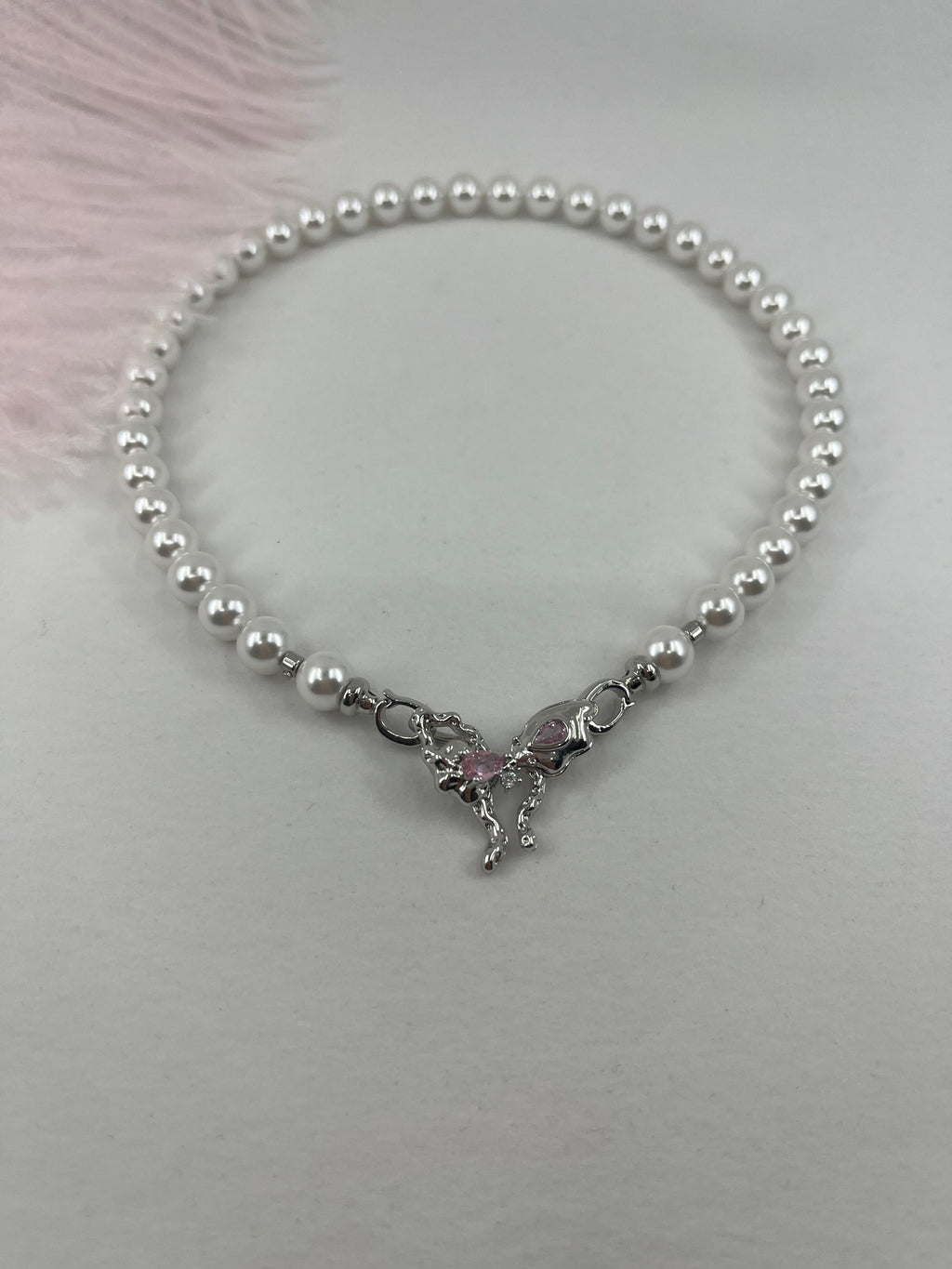 Shell Pearl Necklace with butterfly Clasp