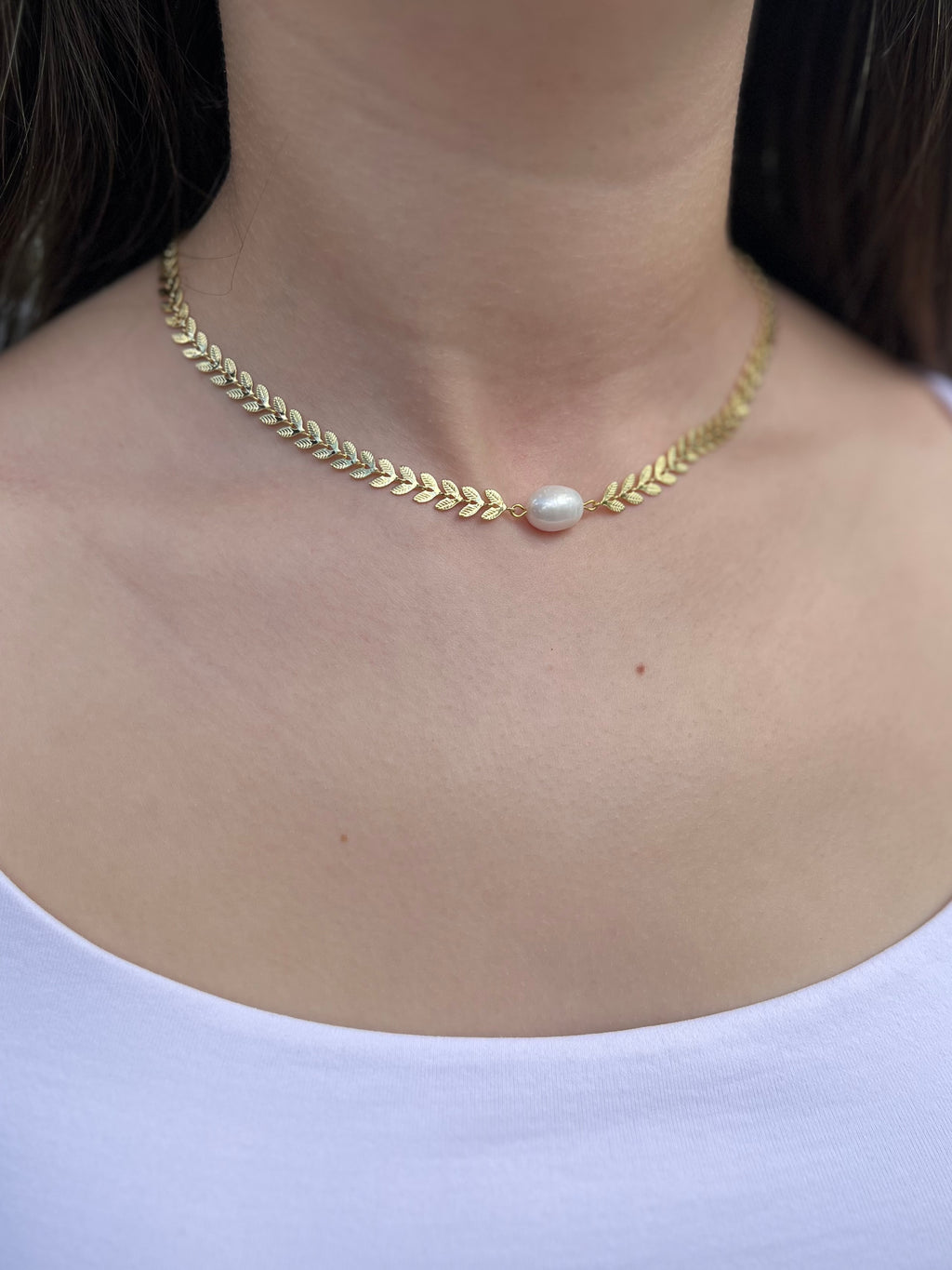 18K Gold Chain choker with natural pearl