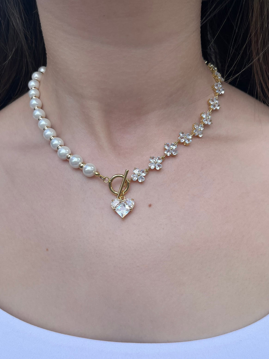 Asymmetrical Pearl Necklace with earrings : 18K Gold Plated