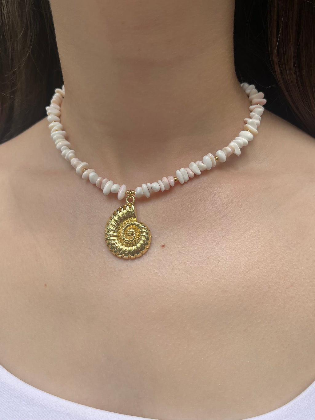 Natural Shell Necklace with Conch Charm, 18K Gold Plated