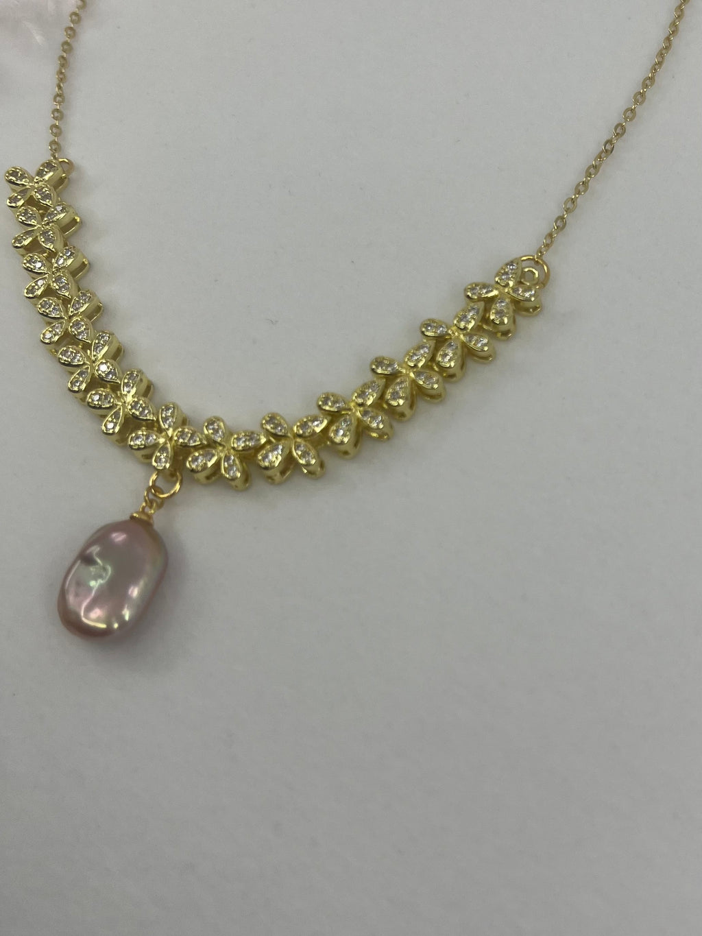 Baroque Pearl and zirconia Y-Necklace, 18k gold plated
