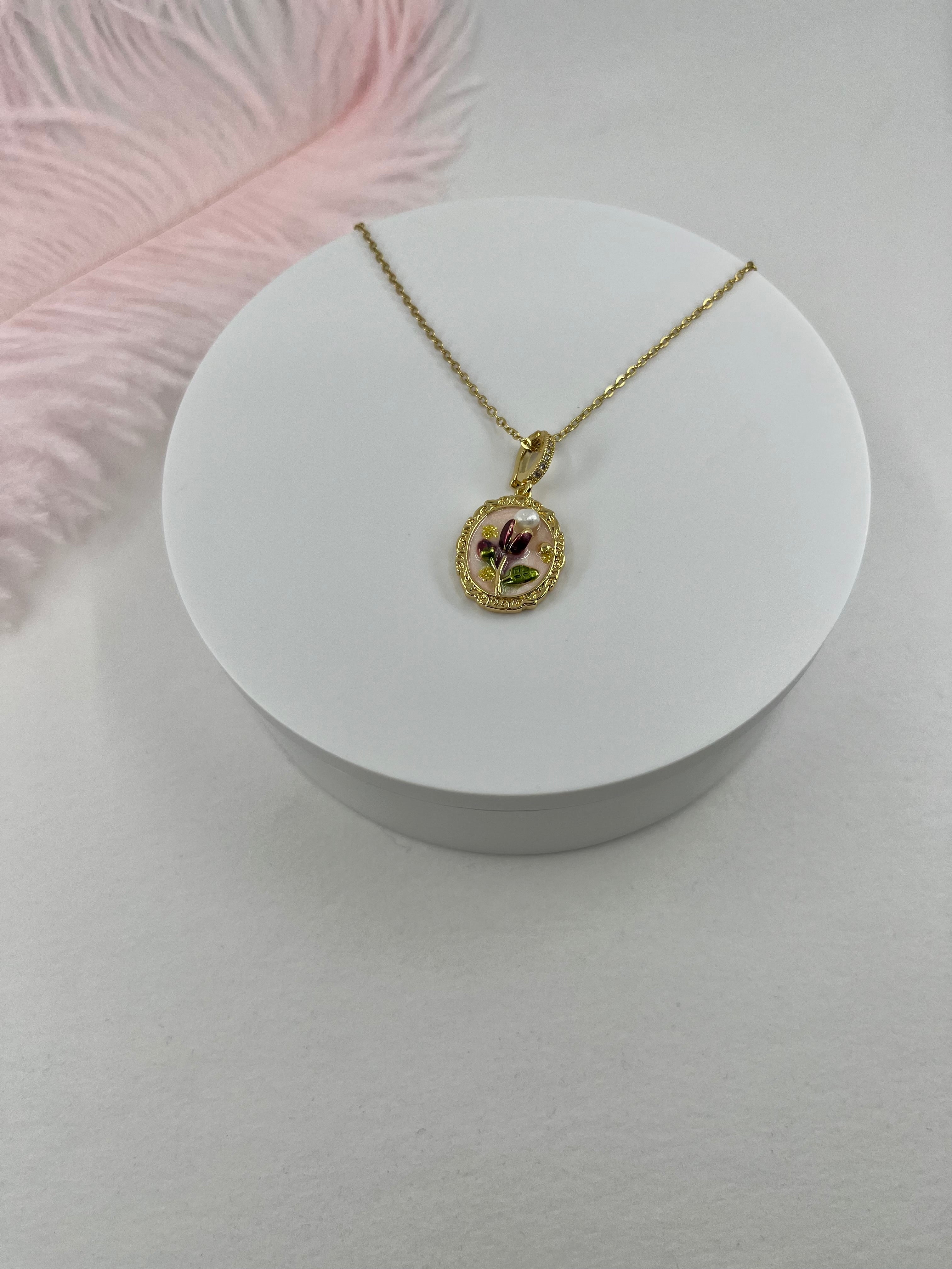 18K Gold Flower Enamel Pearl Pendant Necklace
