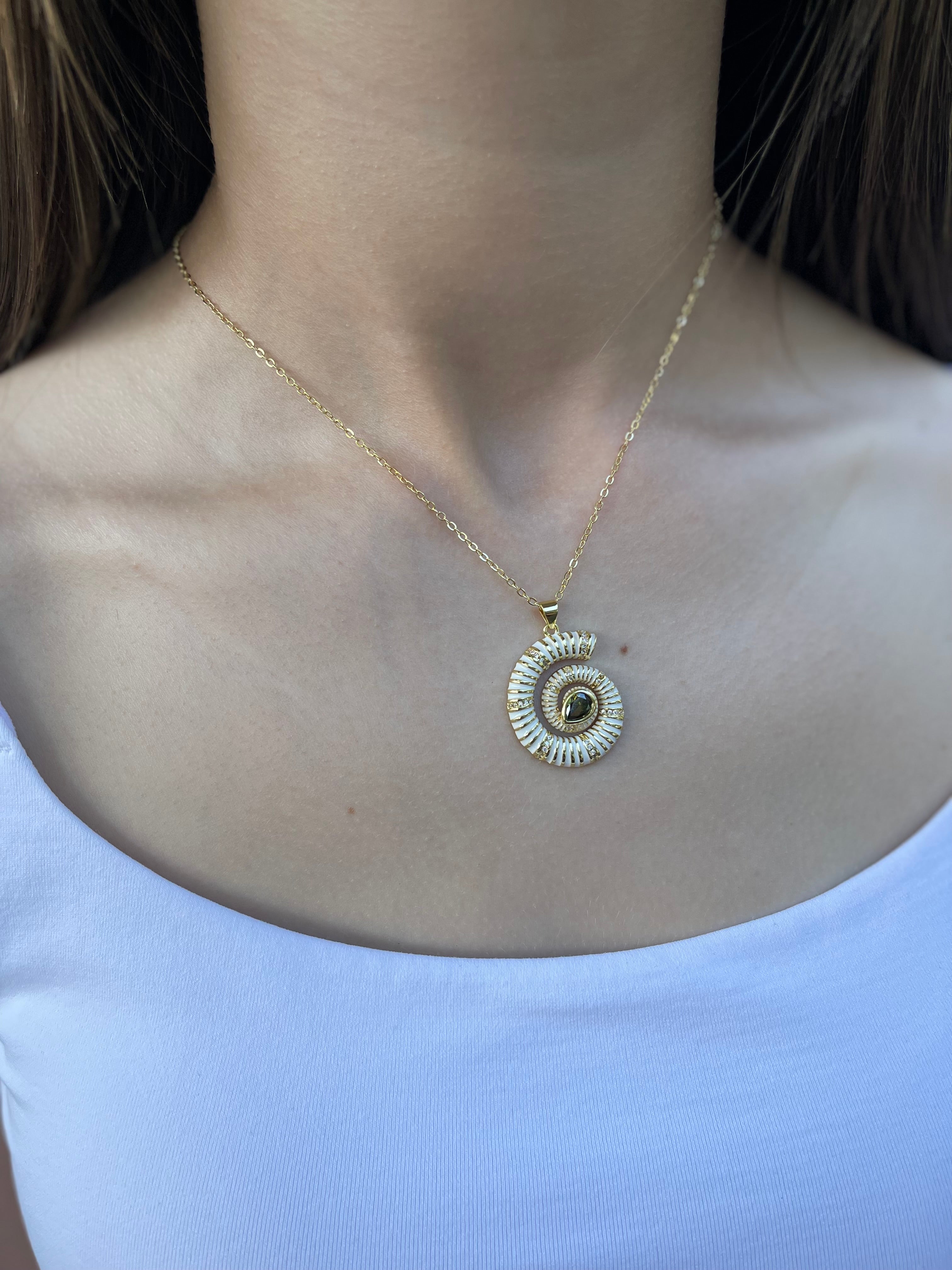 Necklace with 18K Gold shell conch pendant