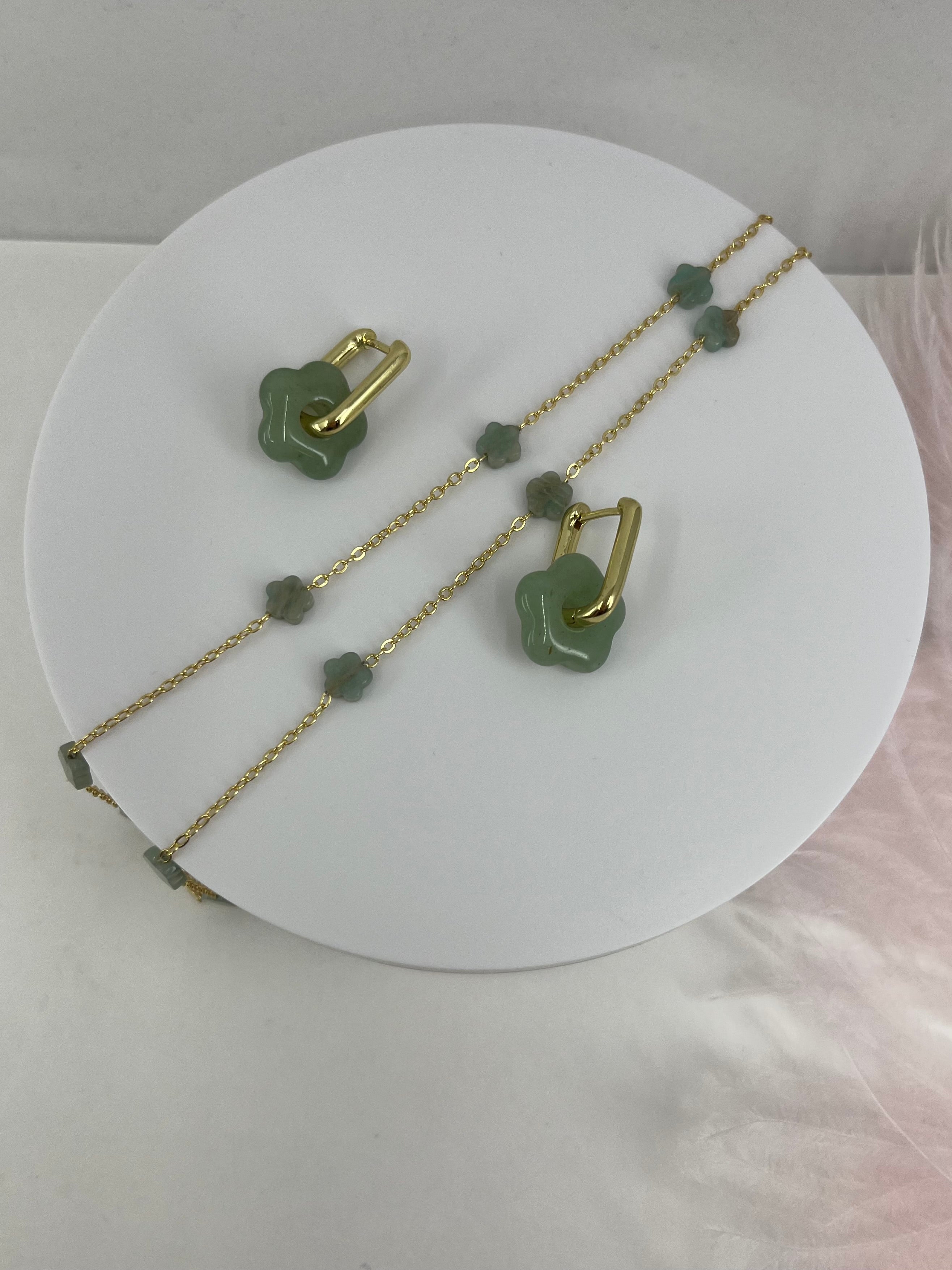 Aventurine flower Earrings and Necklace, 18K Gold Plated