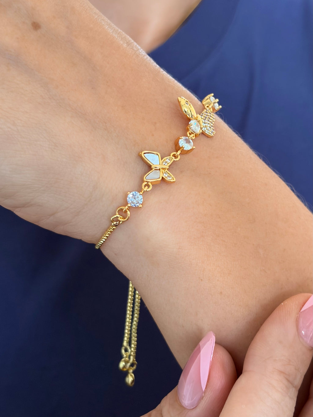 Butterfly bracelet with slider chain