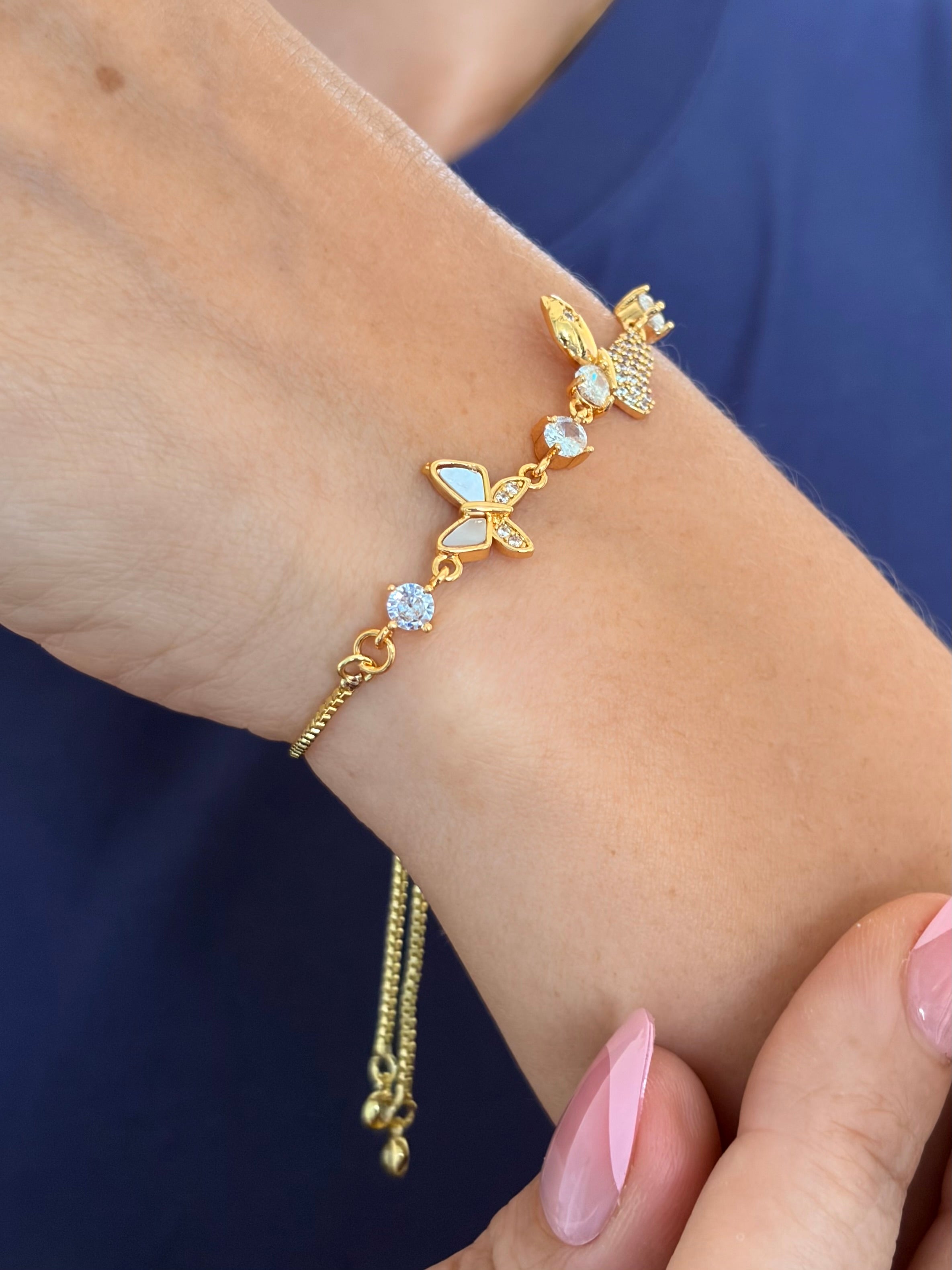 Butterfly bracelet with slider chain
