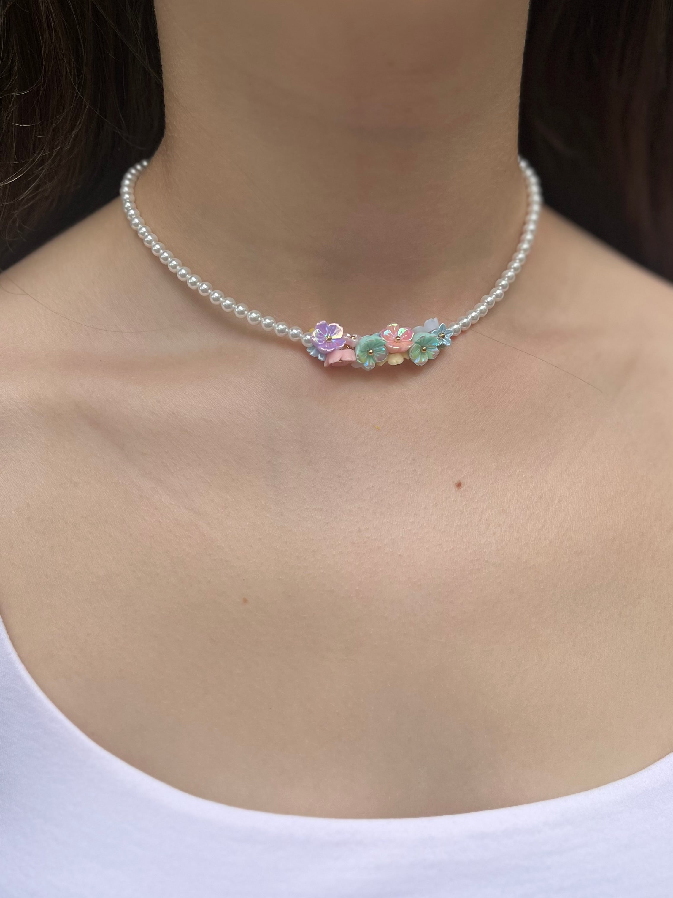 Pearl Flowers Choker Necklace with earrings : 18K Gold Plated