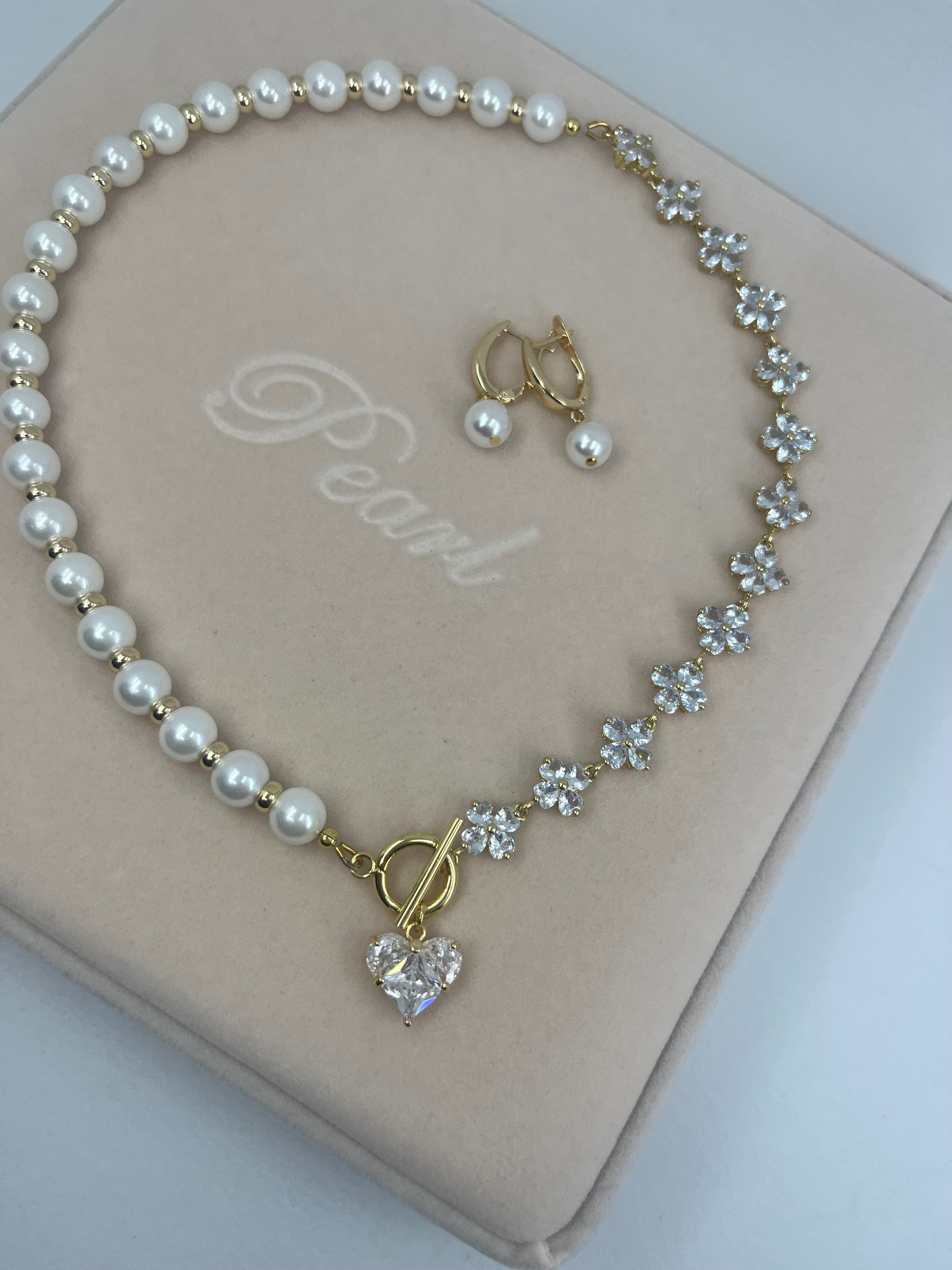Asymmetrical Pearl Necklace with earrings : 18K Gold Plated