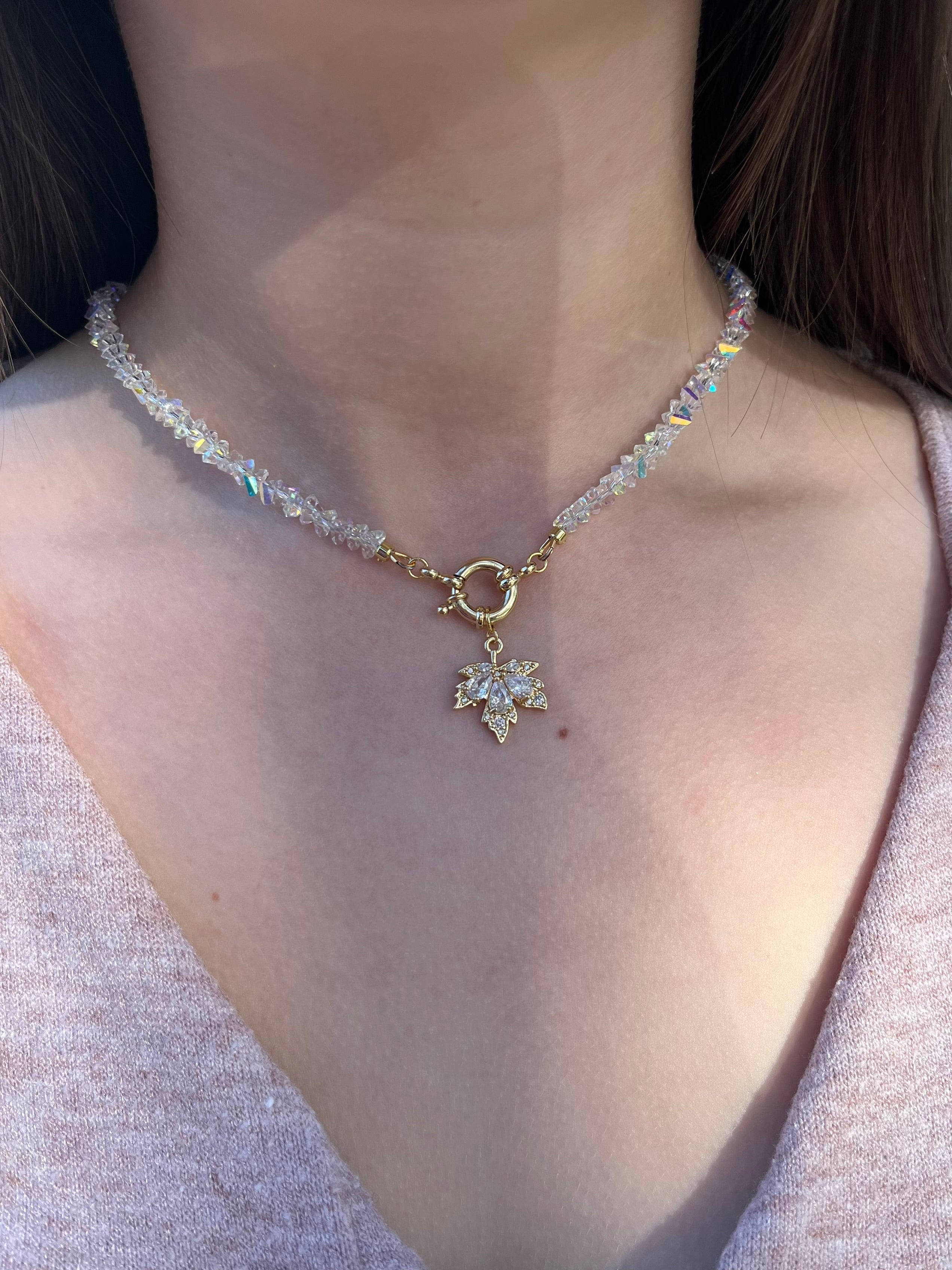Crystal Glass Bead Choker: 18K Gold Pendant Maple Leaf