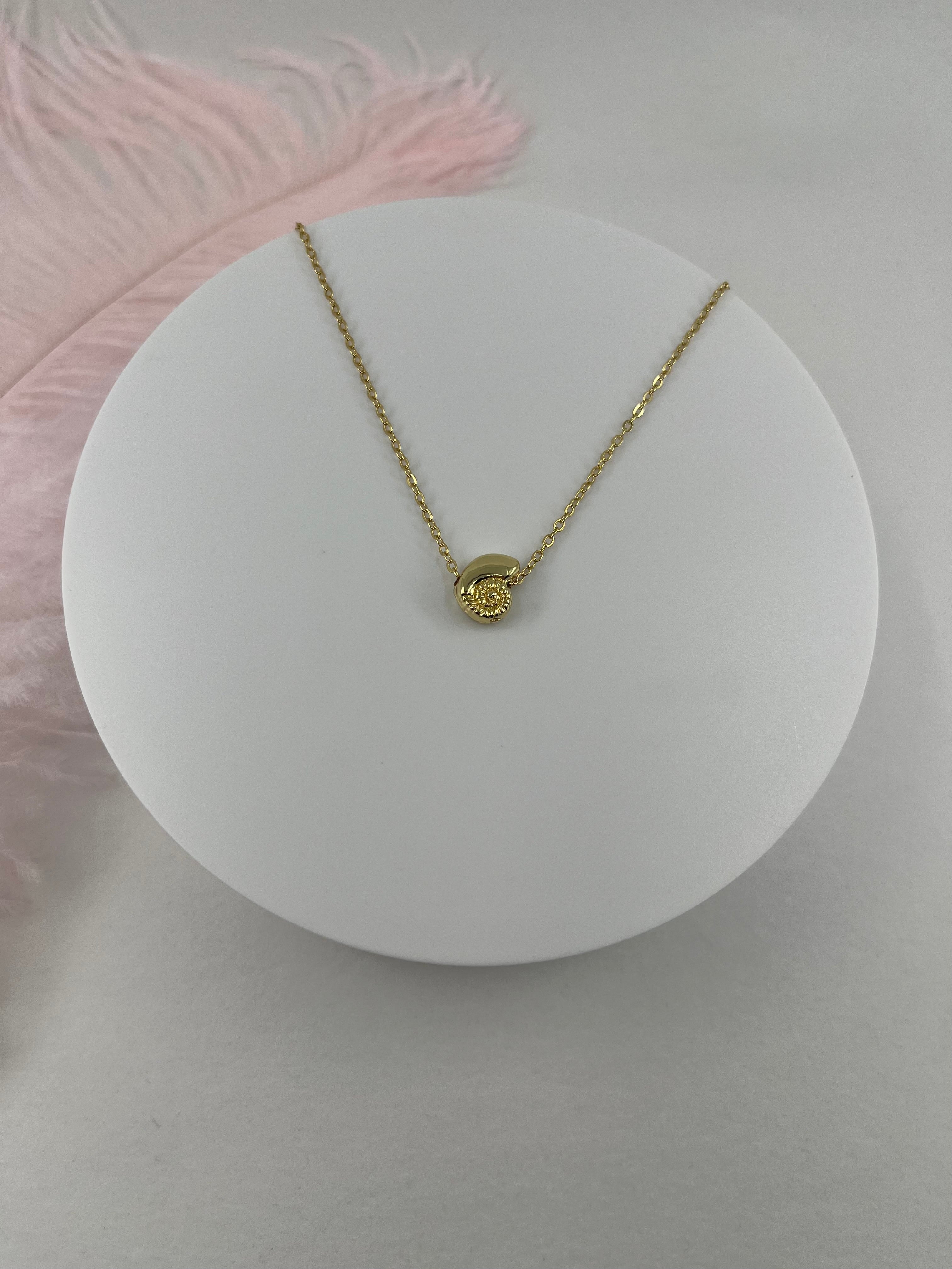 Necklace with 14K Gold shell pendant