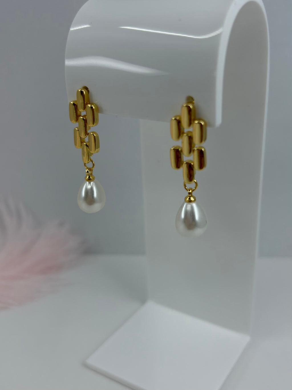Pearl Drop Earrings, 18K gold plated