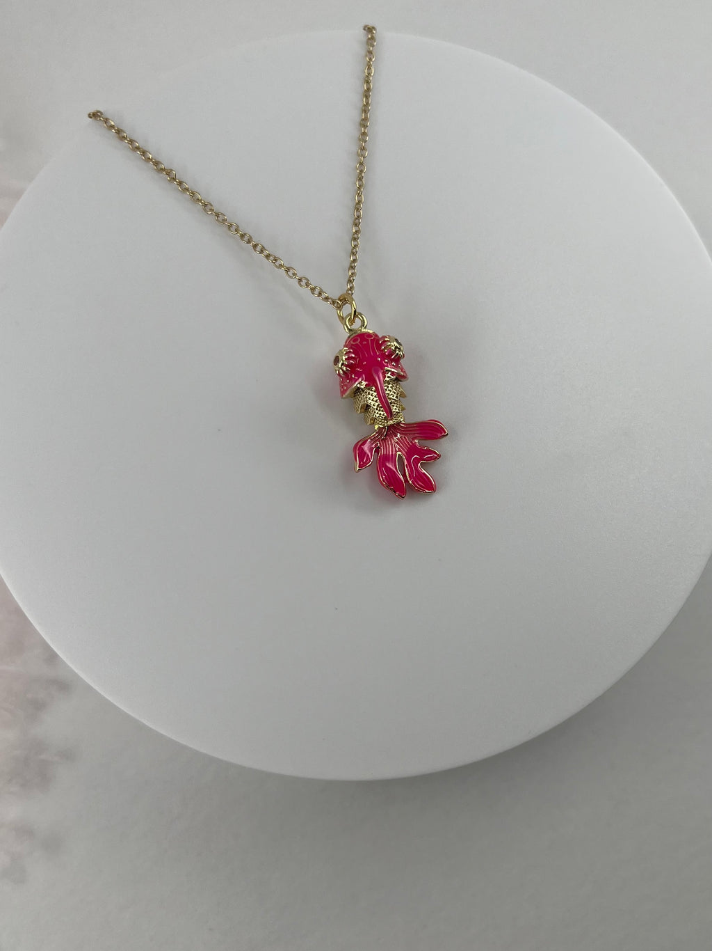 Fish enamel choker necklace, 18k gold plated