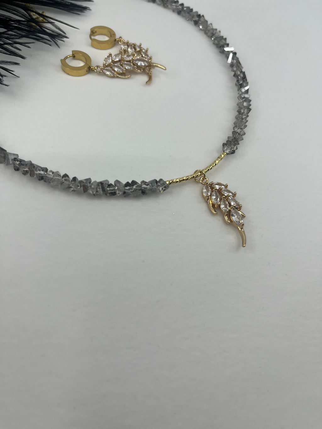 Set: Jeaf Crystal Necklace and Earrings – 18K Gold Plated, Cubic Zirconia