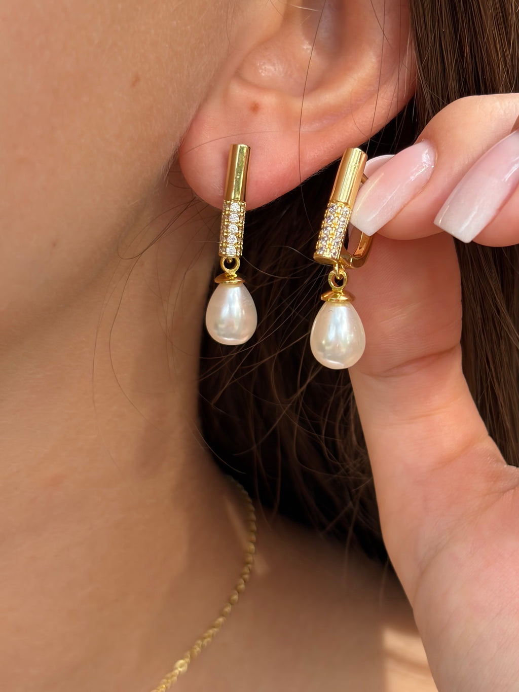 Pearl Drop Zirconia Earrings, 18K gold plated